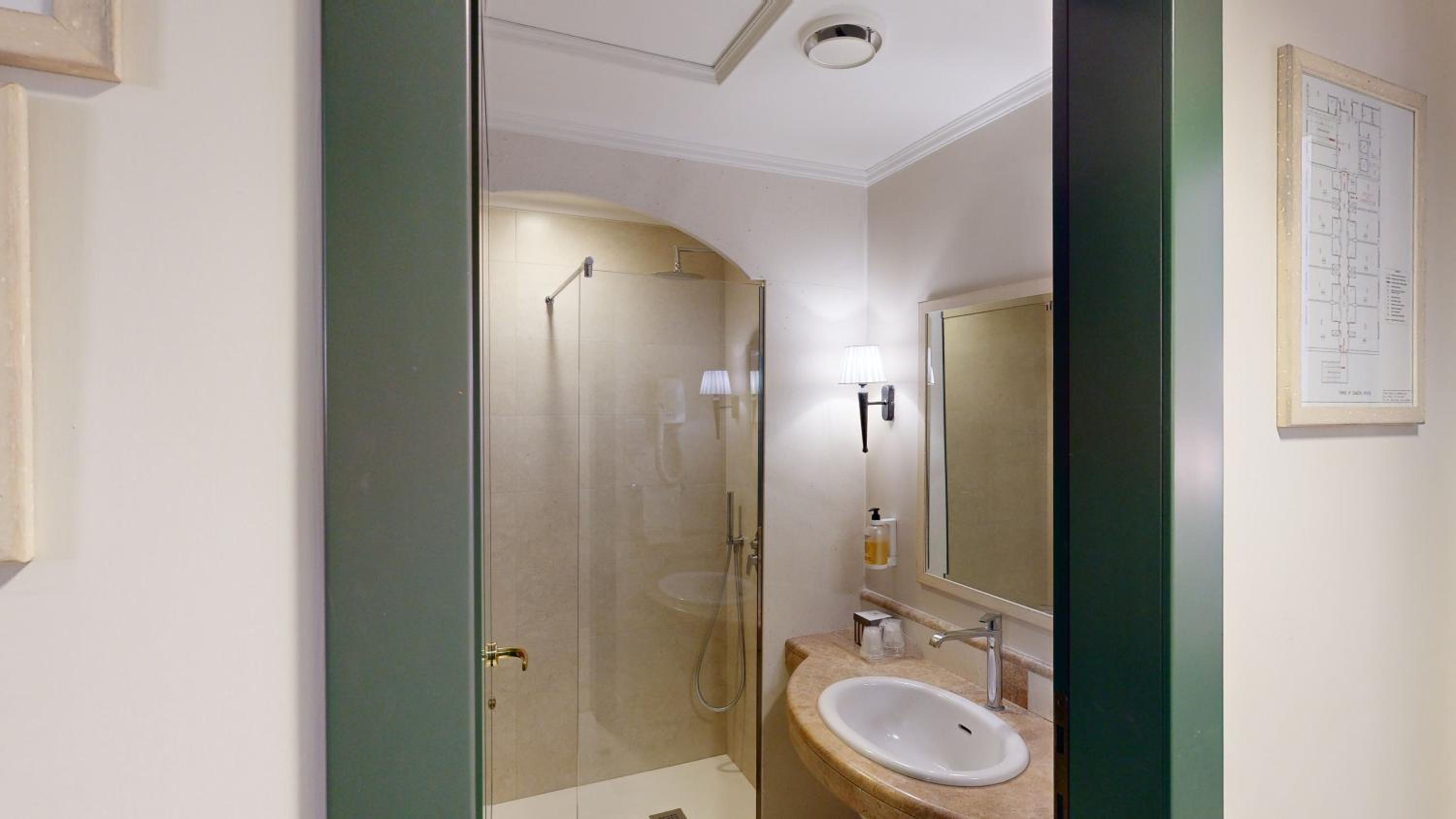 Comfort Triple Room - Photo 3