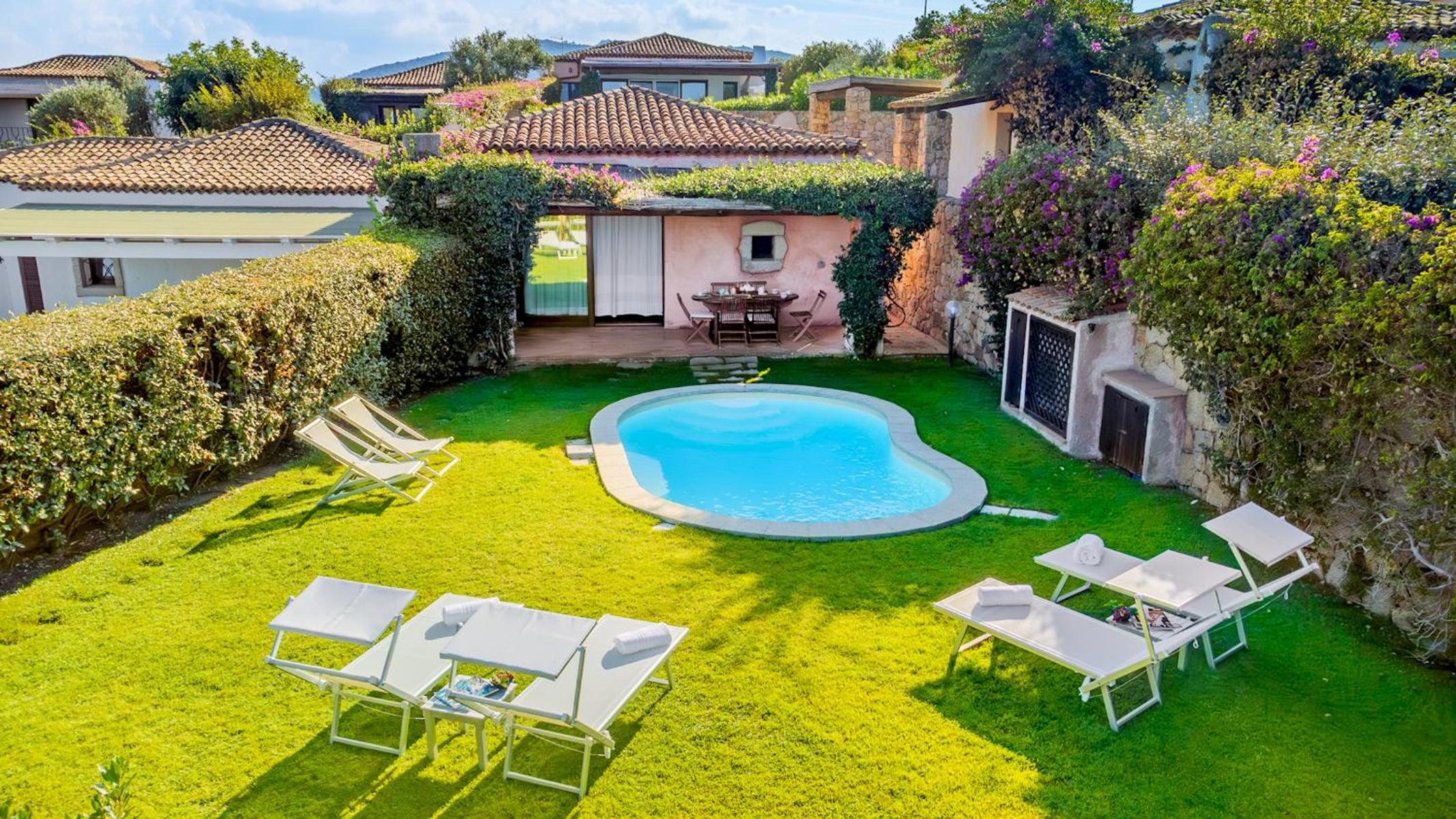 Three-Bedroom Villa photo 2