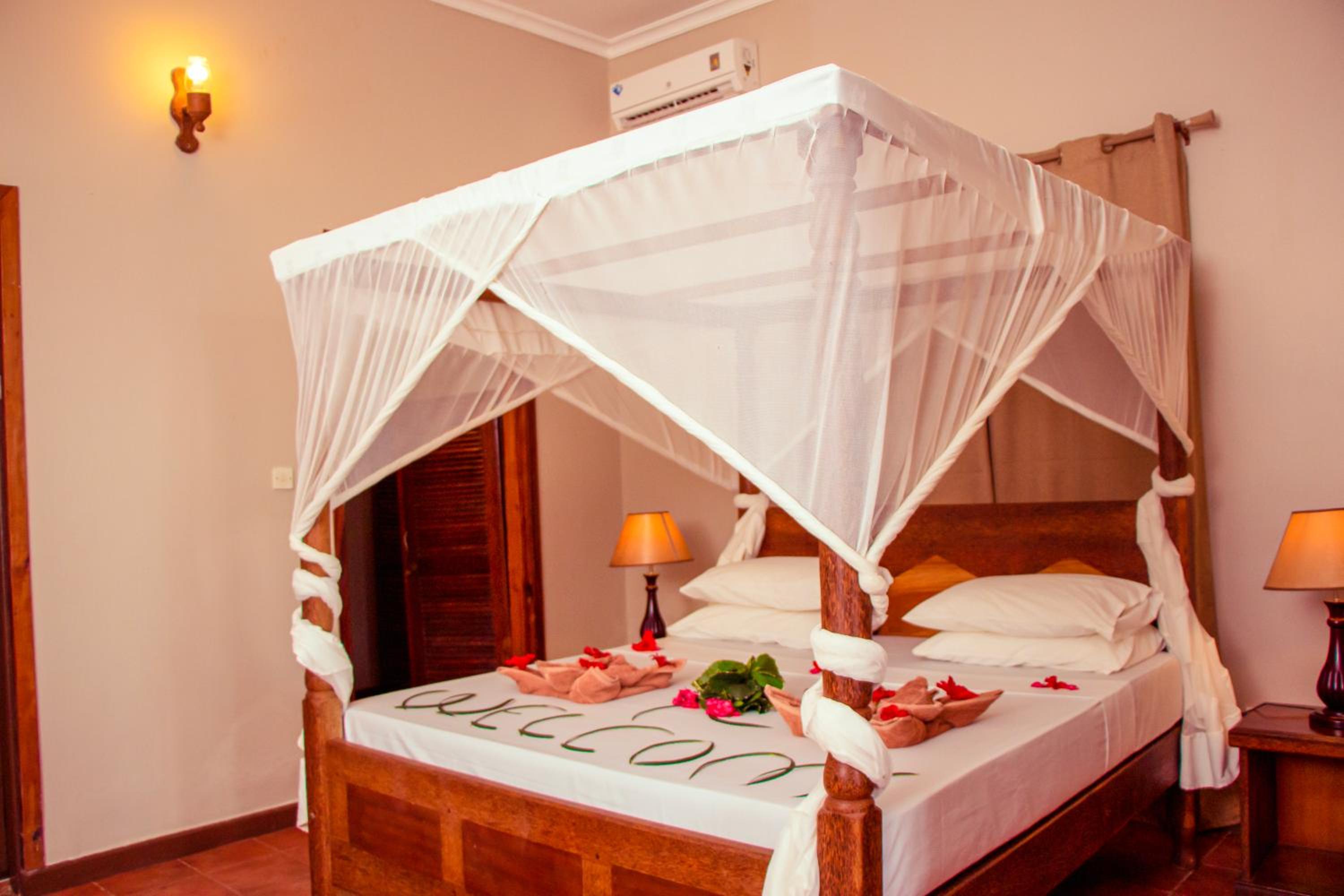 Standard Double Room - Photo 4