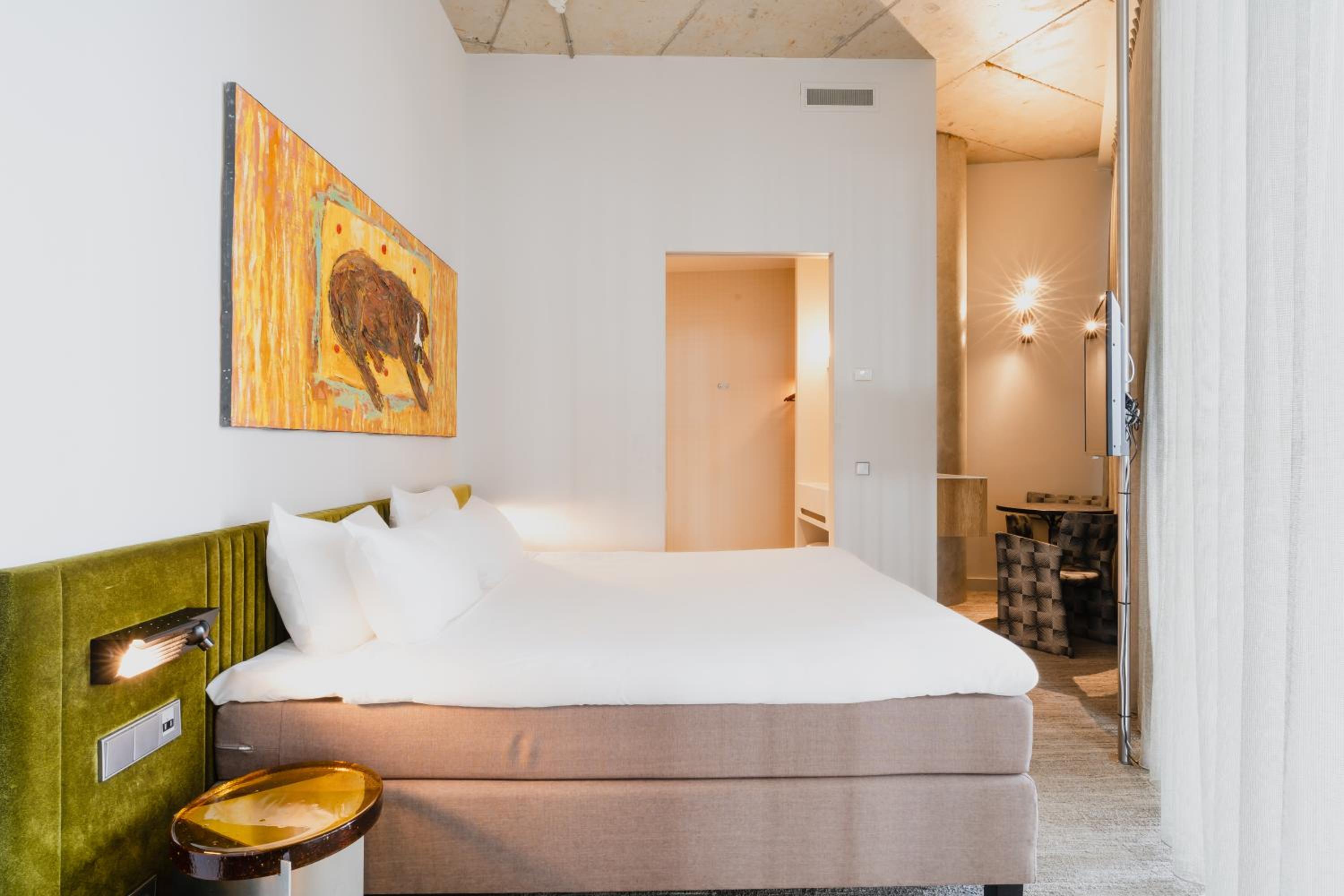 Comfort Double or Twin Room thumbnail 5