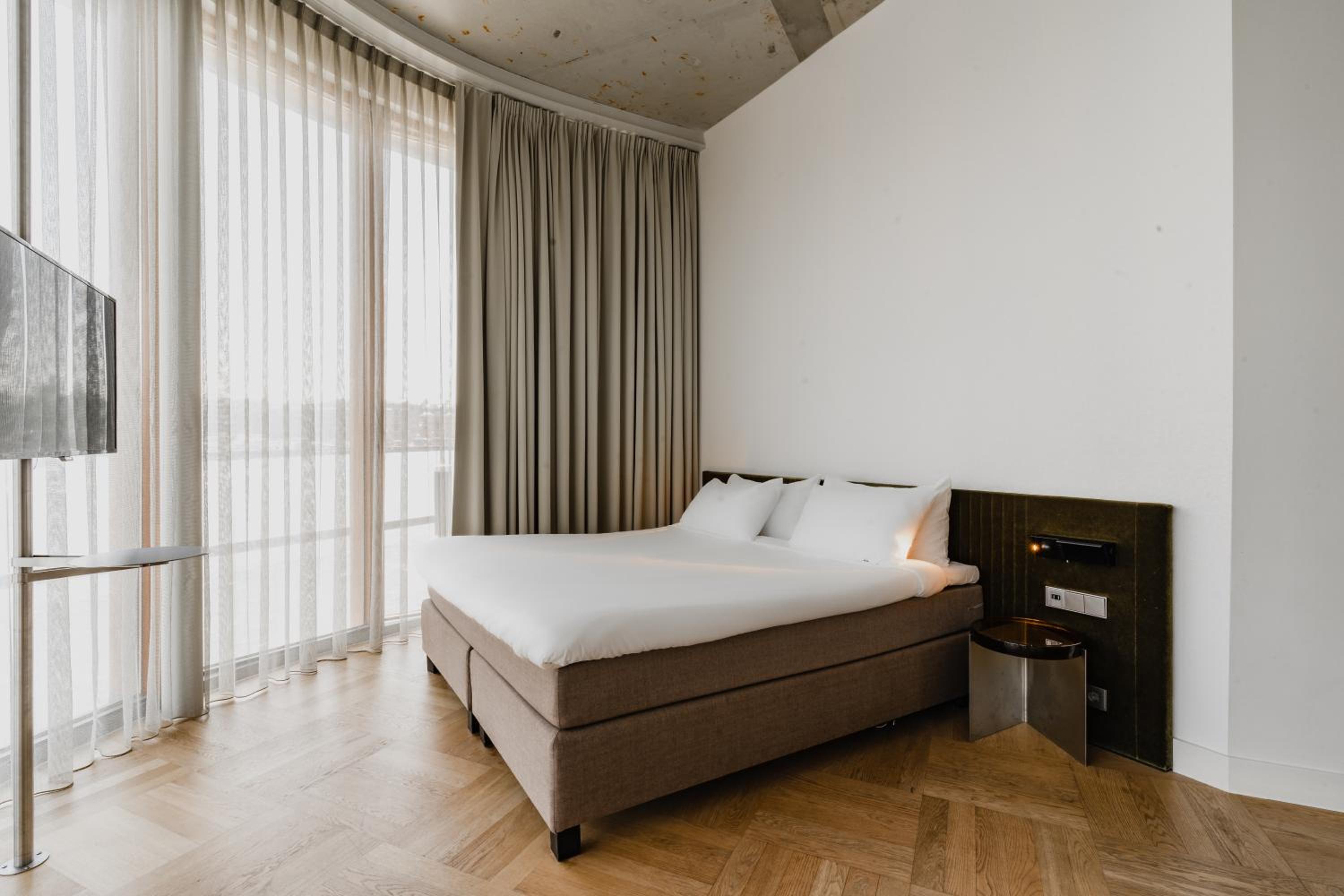 Suite - Riverfront View