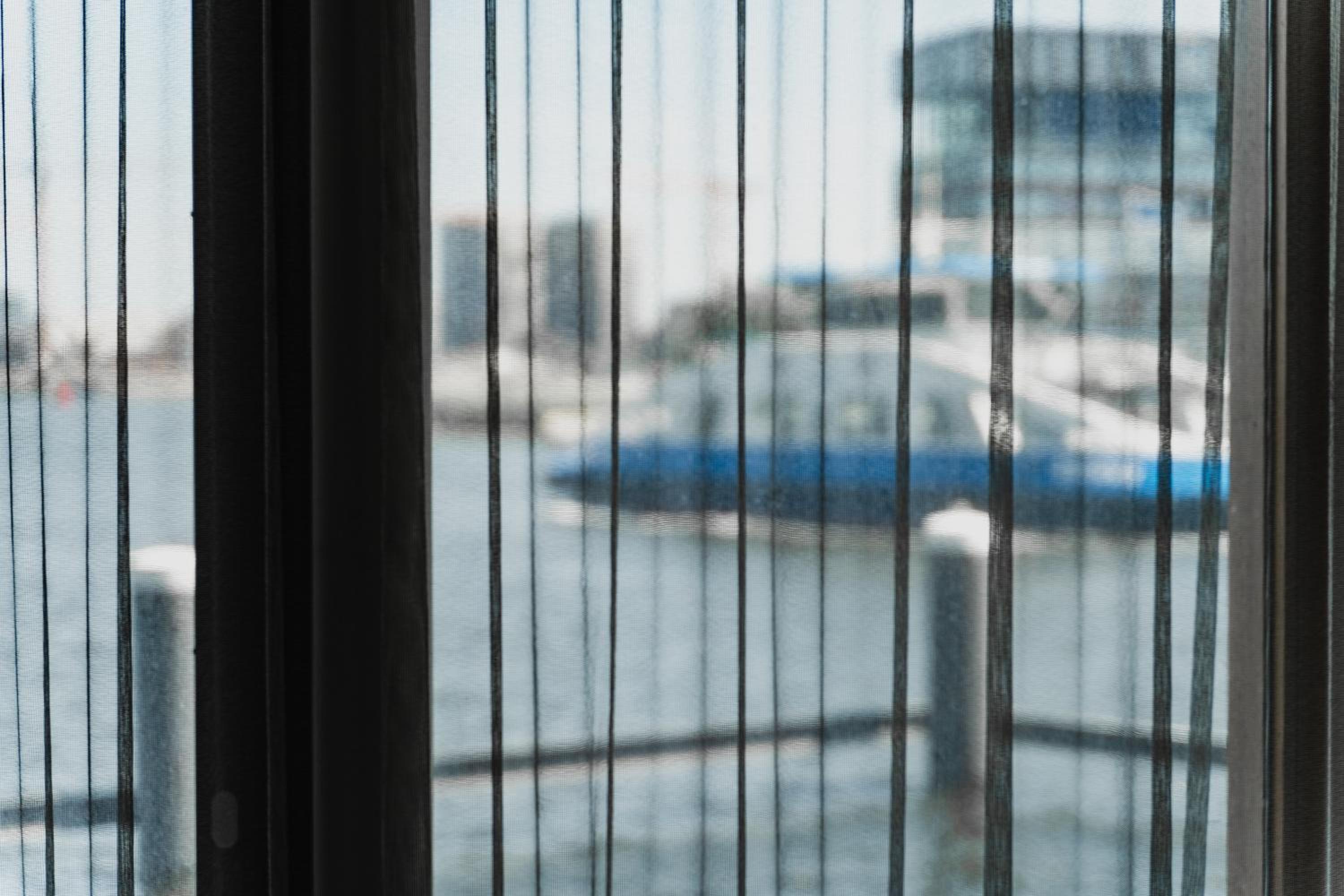 Suite - Riverfront View thumbnail 6