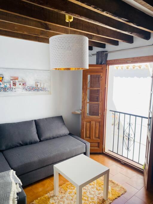 One-Bedroom House photo 2