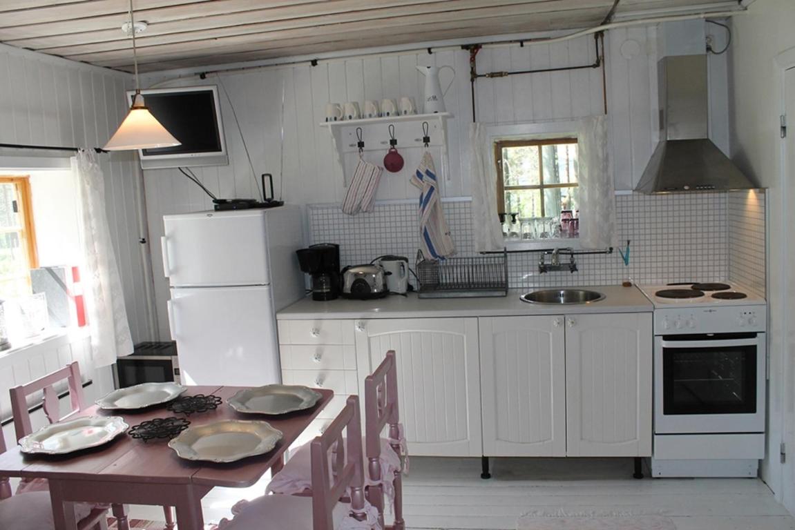 One-Bedroom House photo 2
