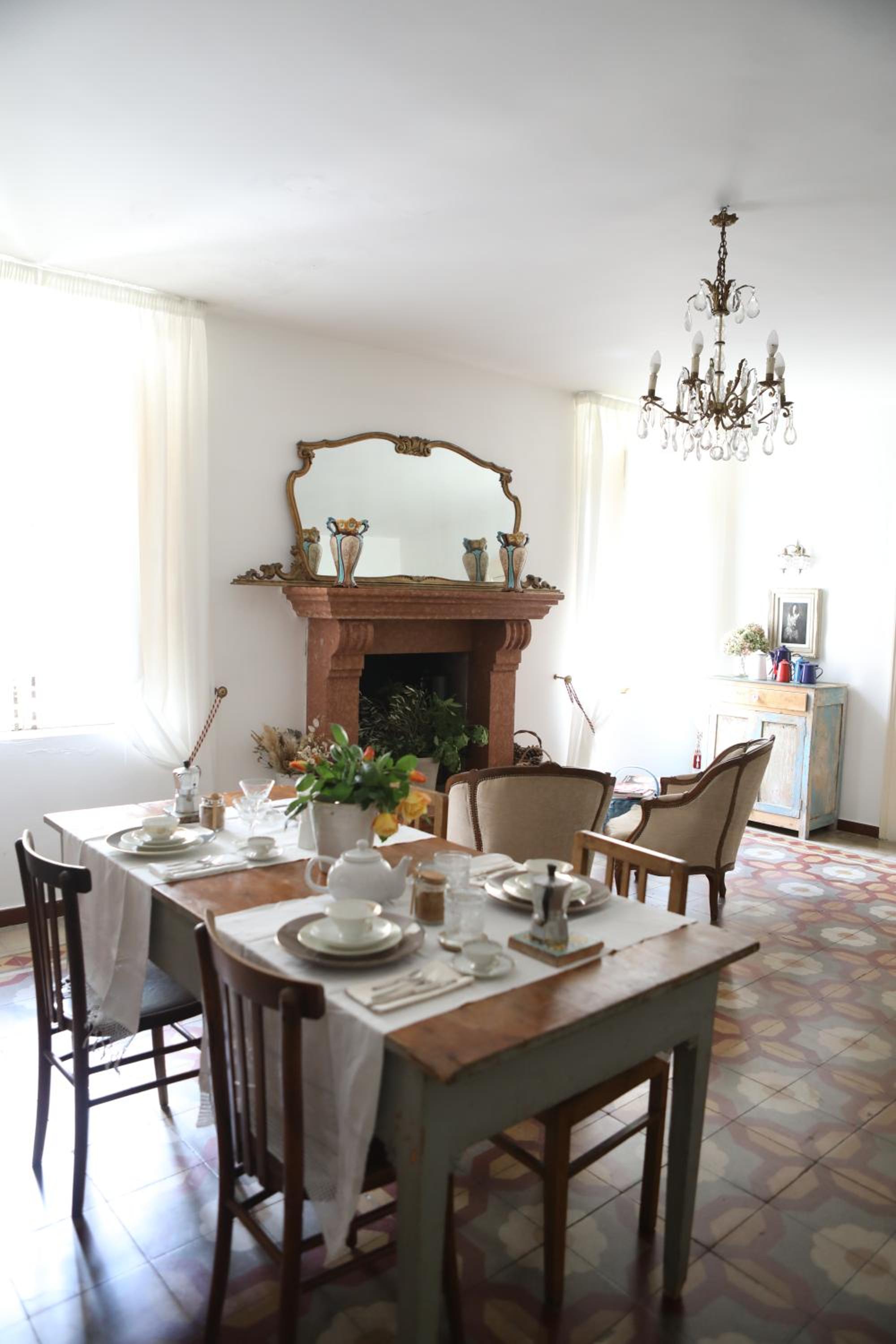 Triple Room with View - Photo 5