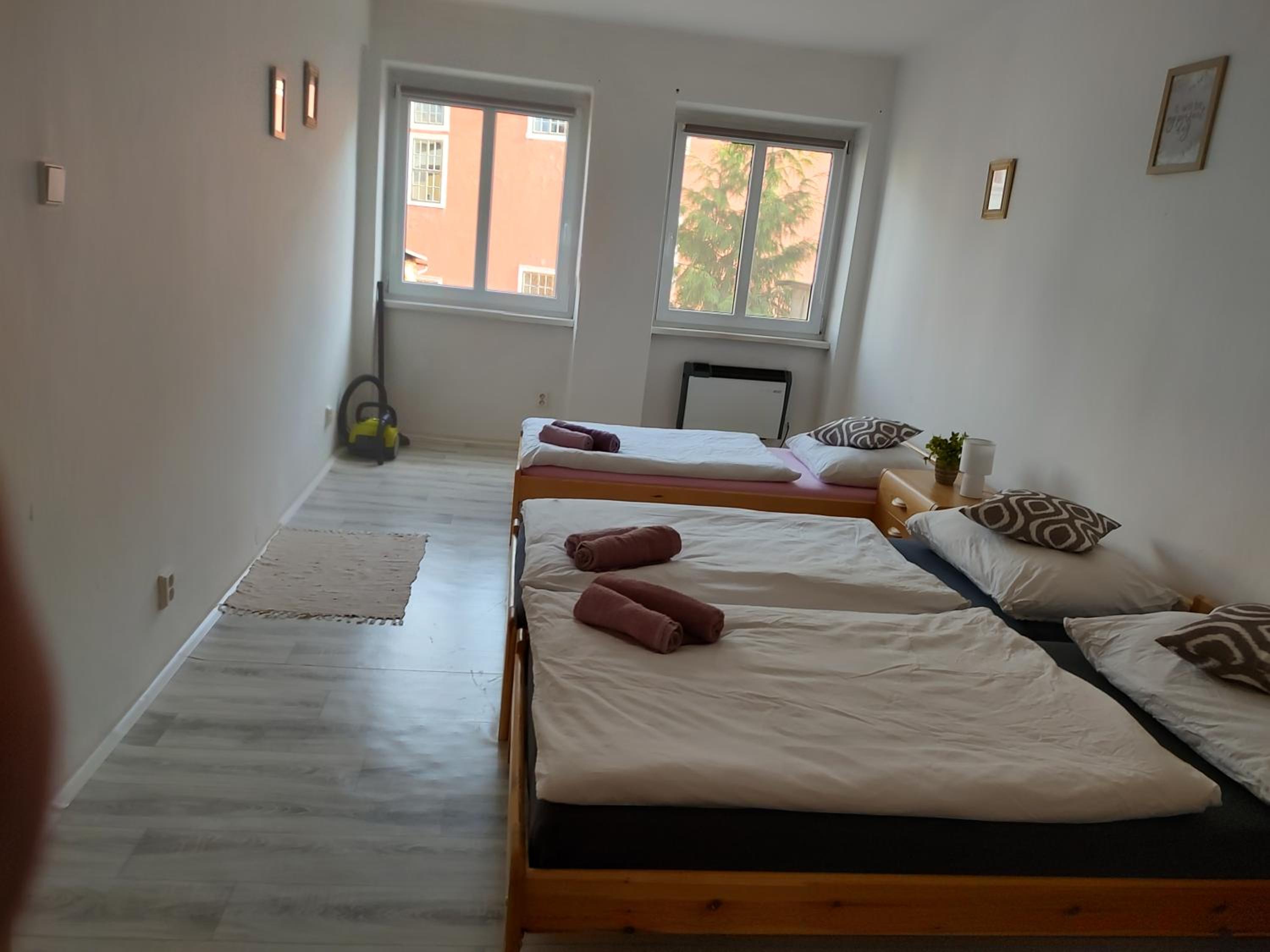 One-Bedroom Apartment - Photo 19
