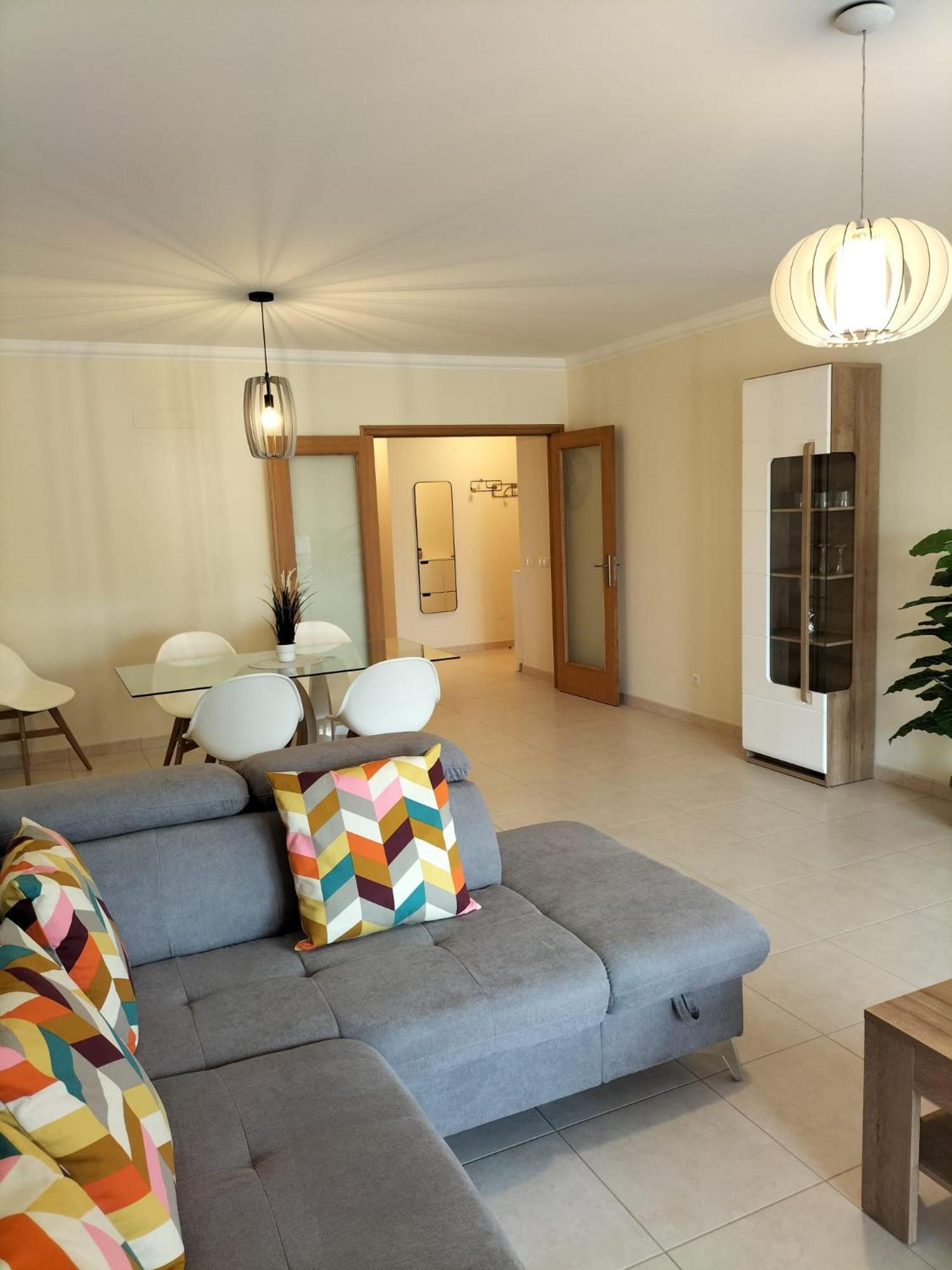 Apartment with Balcony photo 3