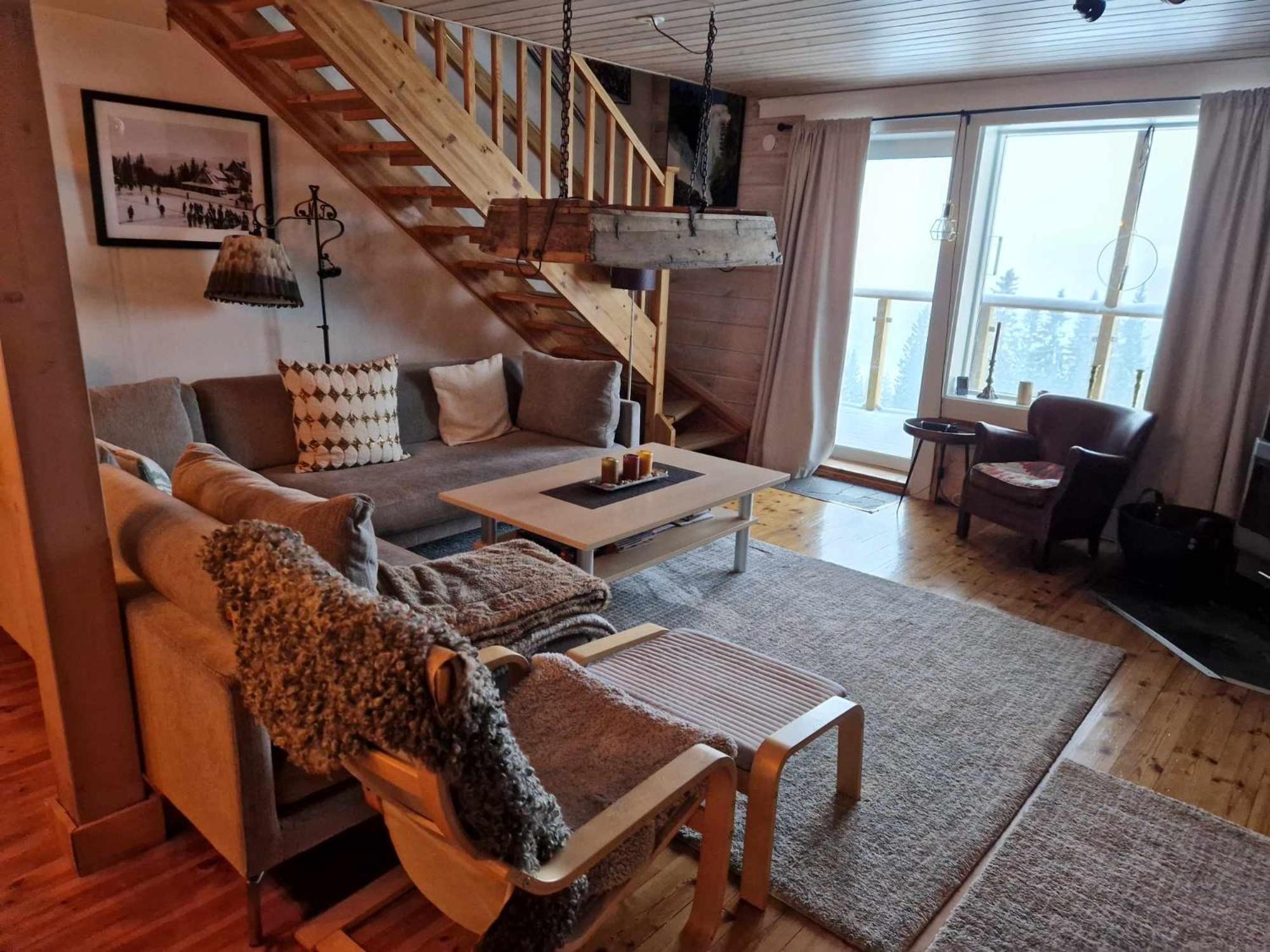 Apartment - Split Level - Photo 30