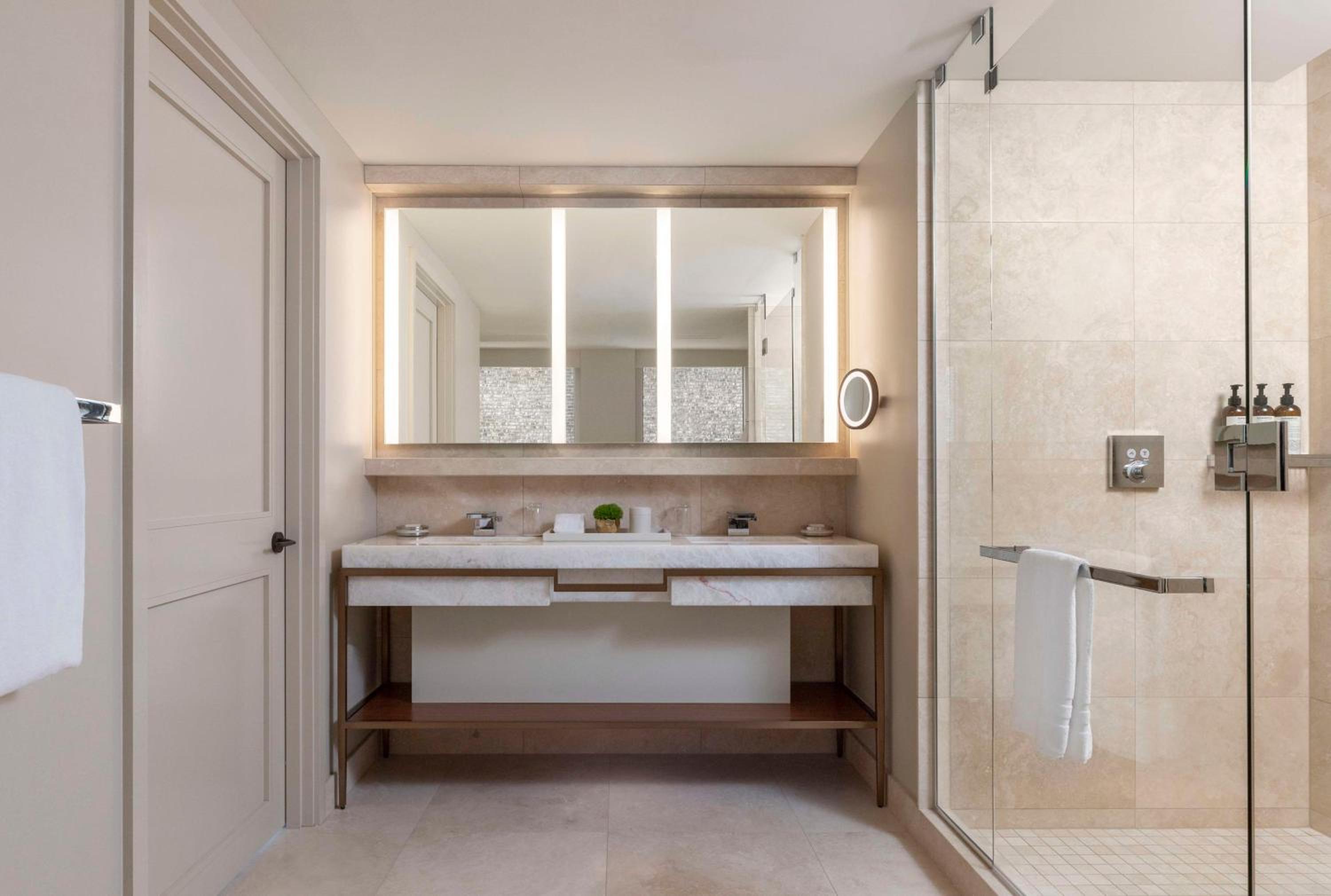 Gold Coast Suite - Photo 5