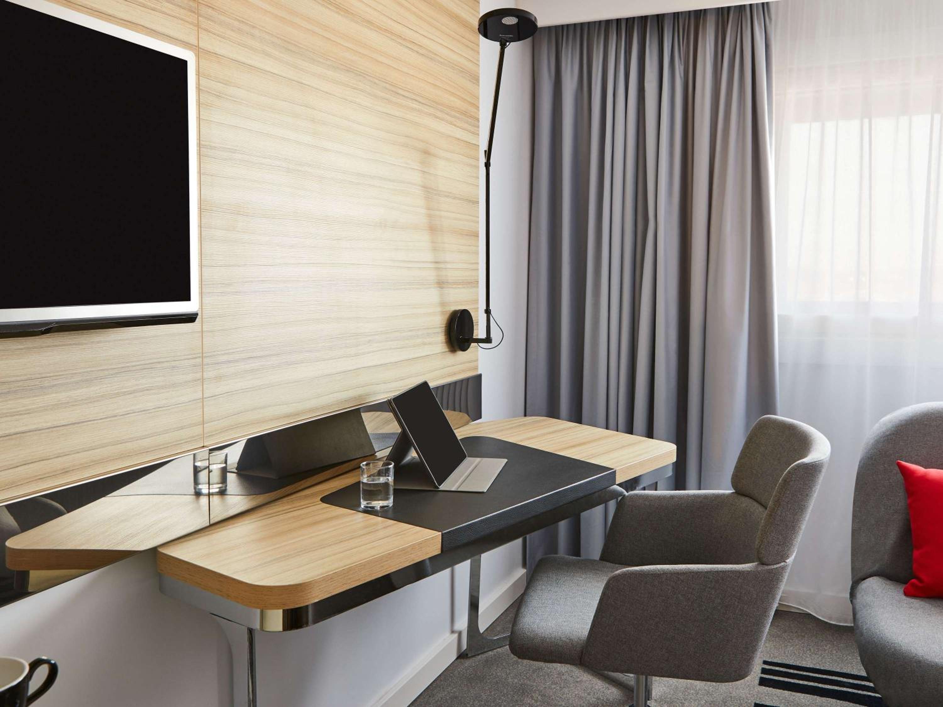 Superior Twin Room with Sofa Bed - Photo 1