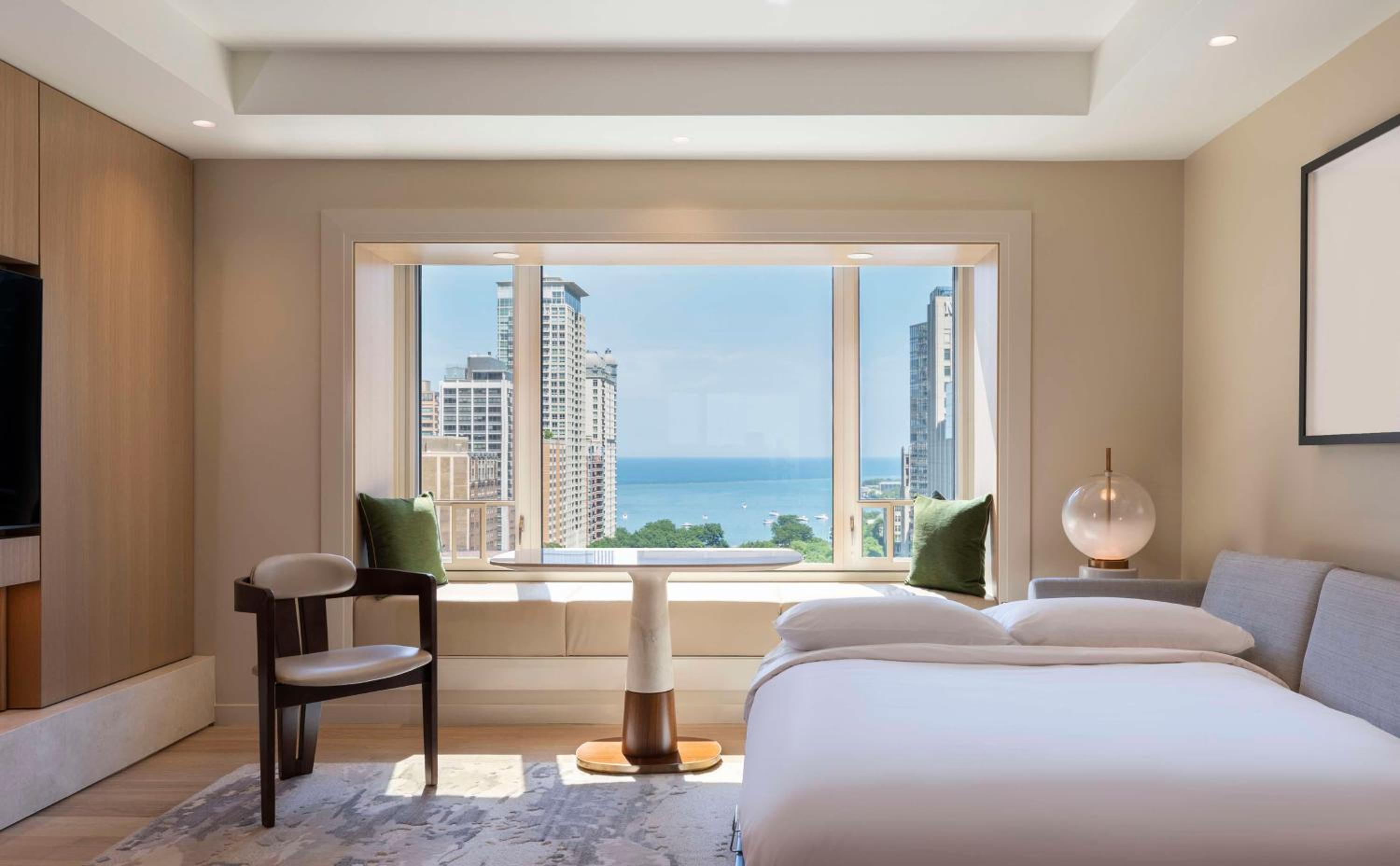 Lake Michigan Suite - Photo 2