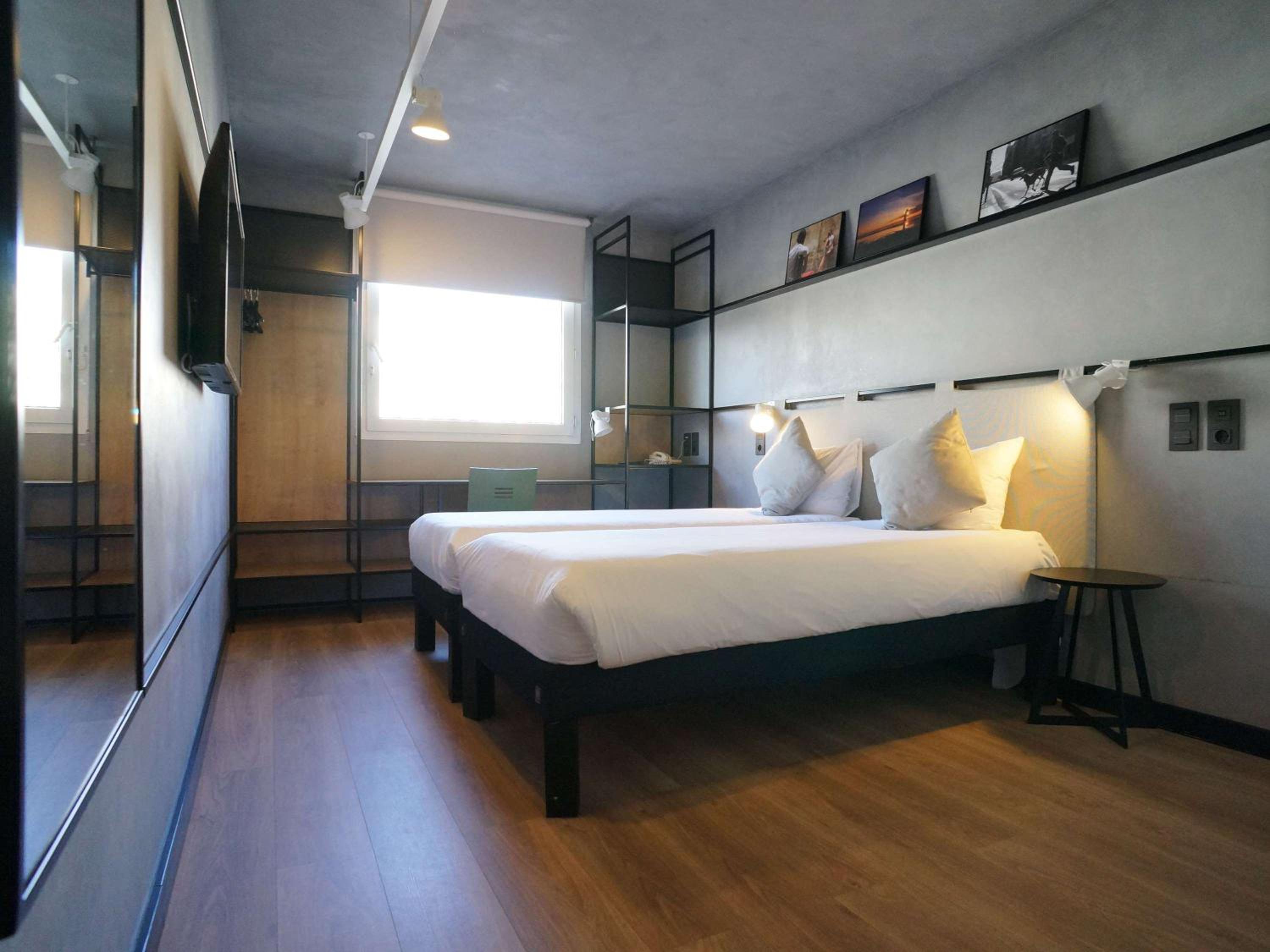 Superior Twin Room - Photo 2