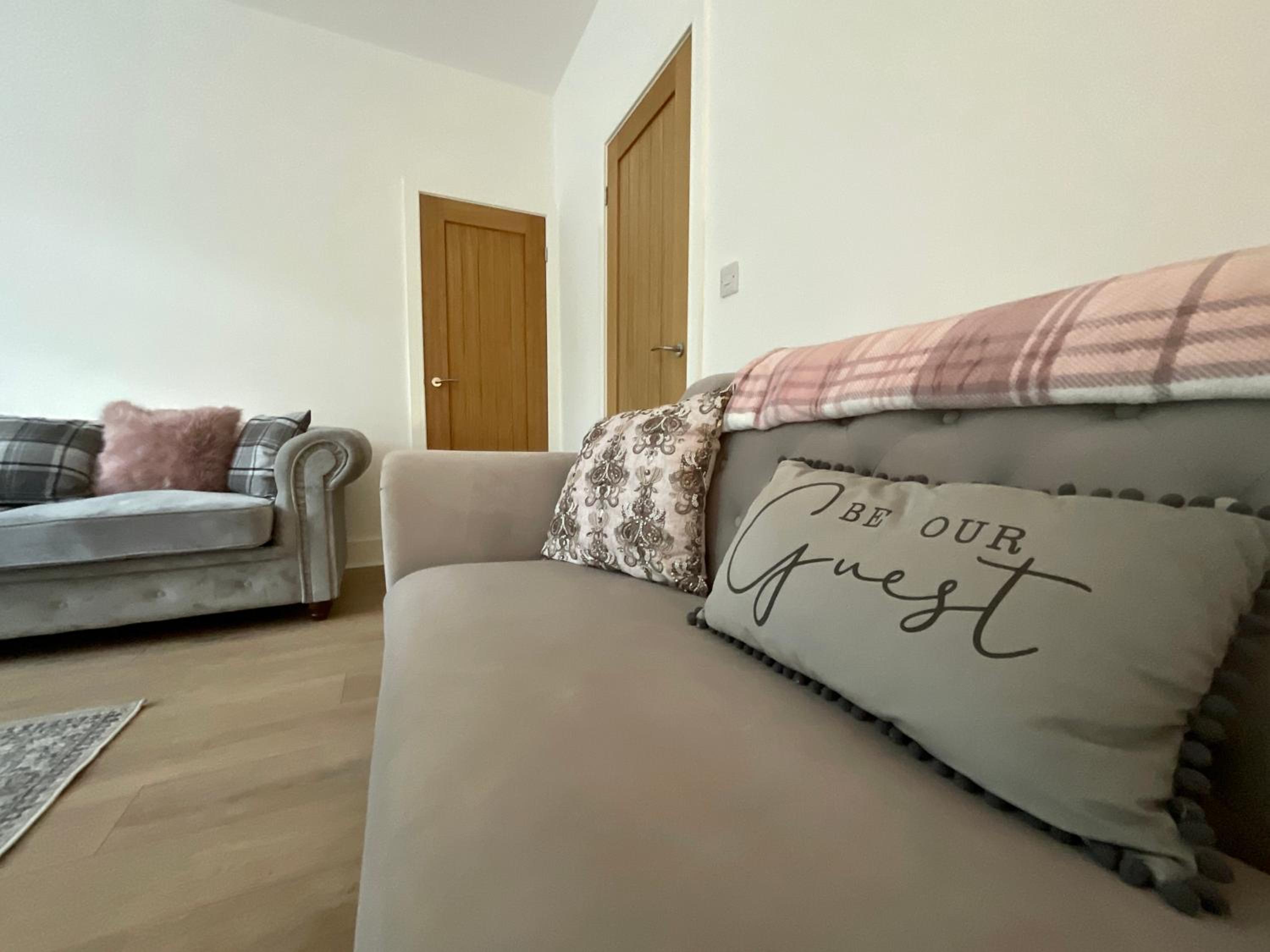 Three-Bedroom House photo 2