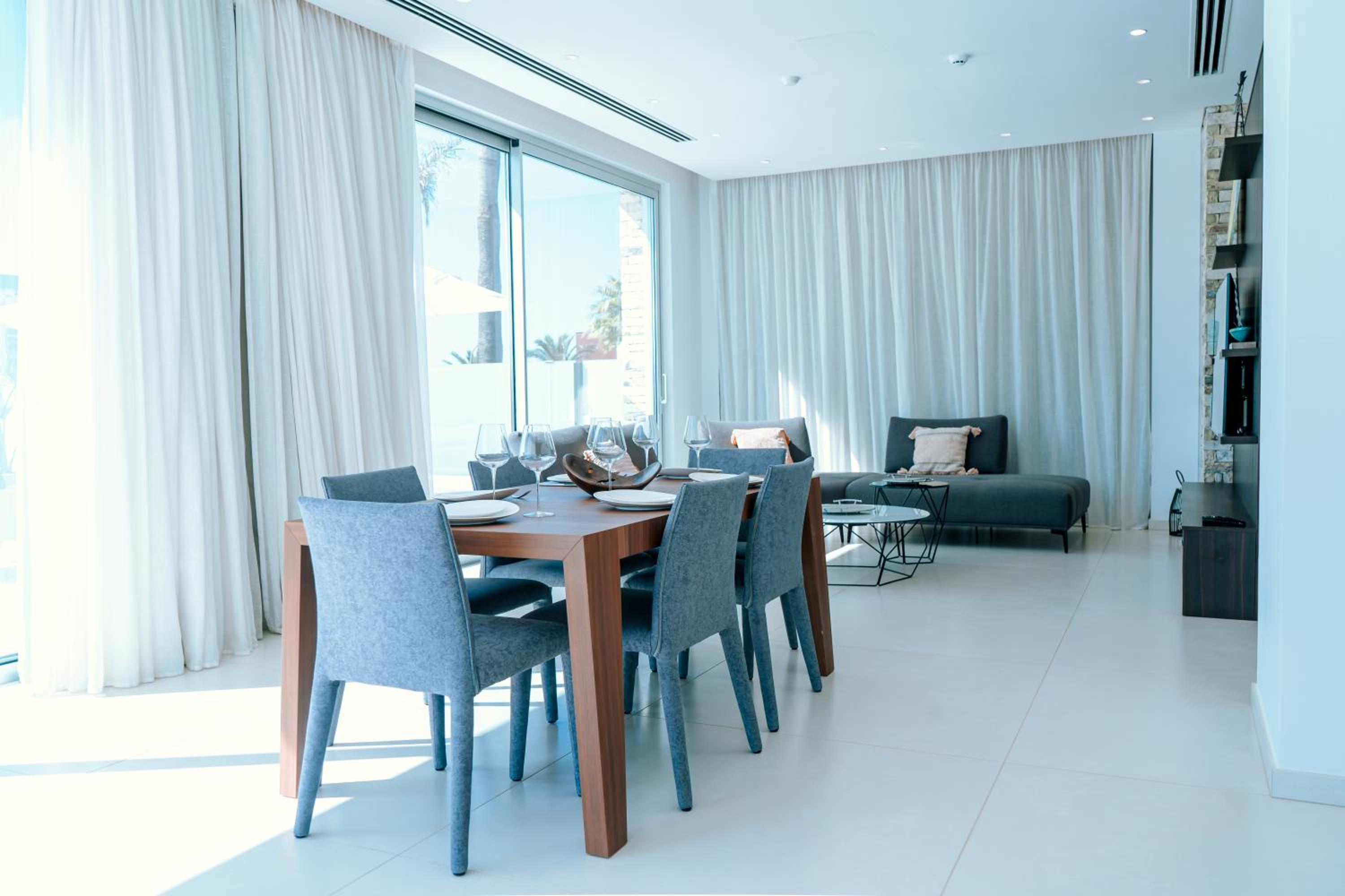 Superior Villa photo 2