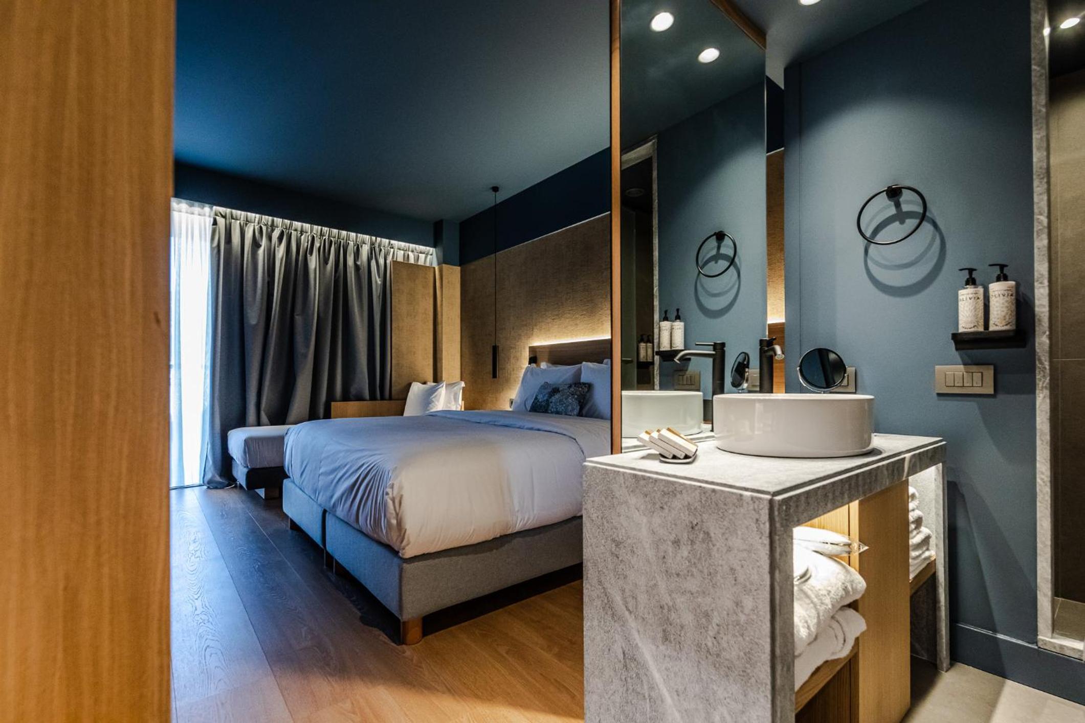 Superior Triple Room - Photo 23