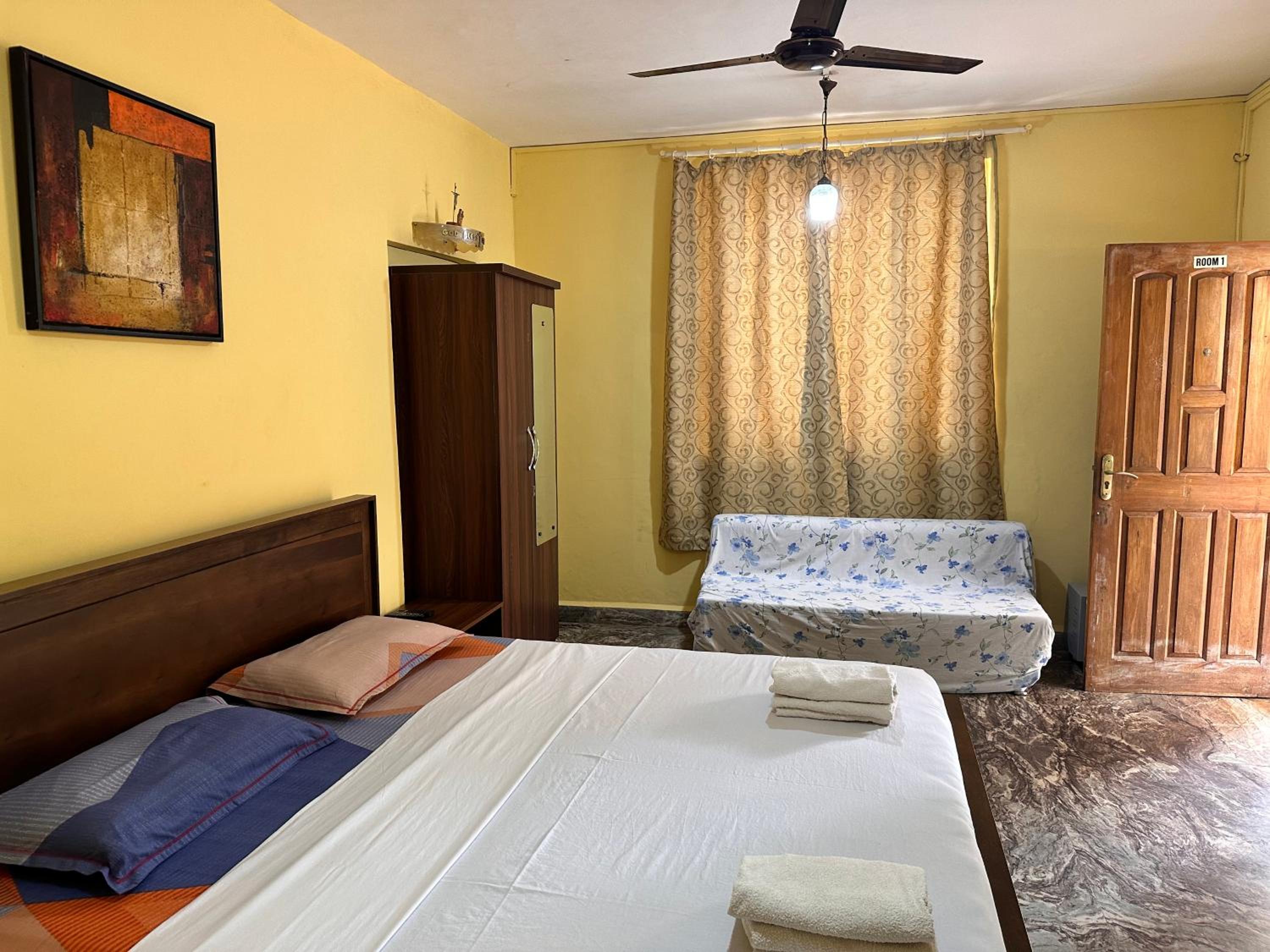 Deluxe Double Room With Balcony