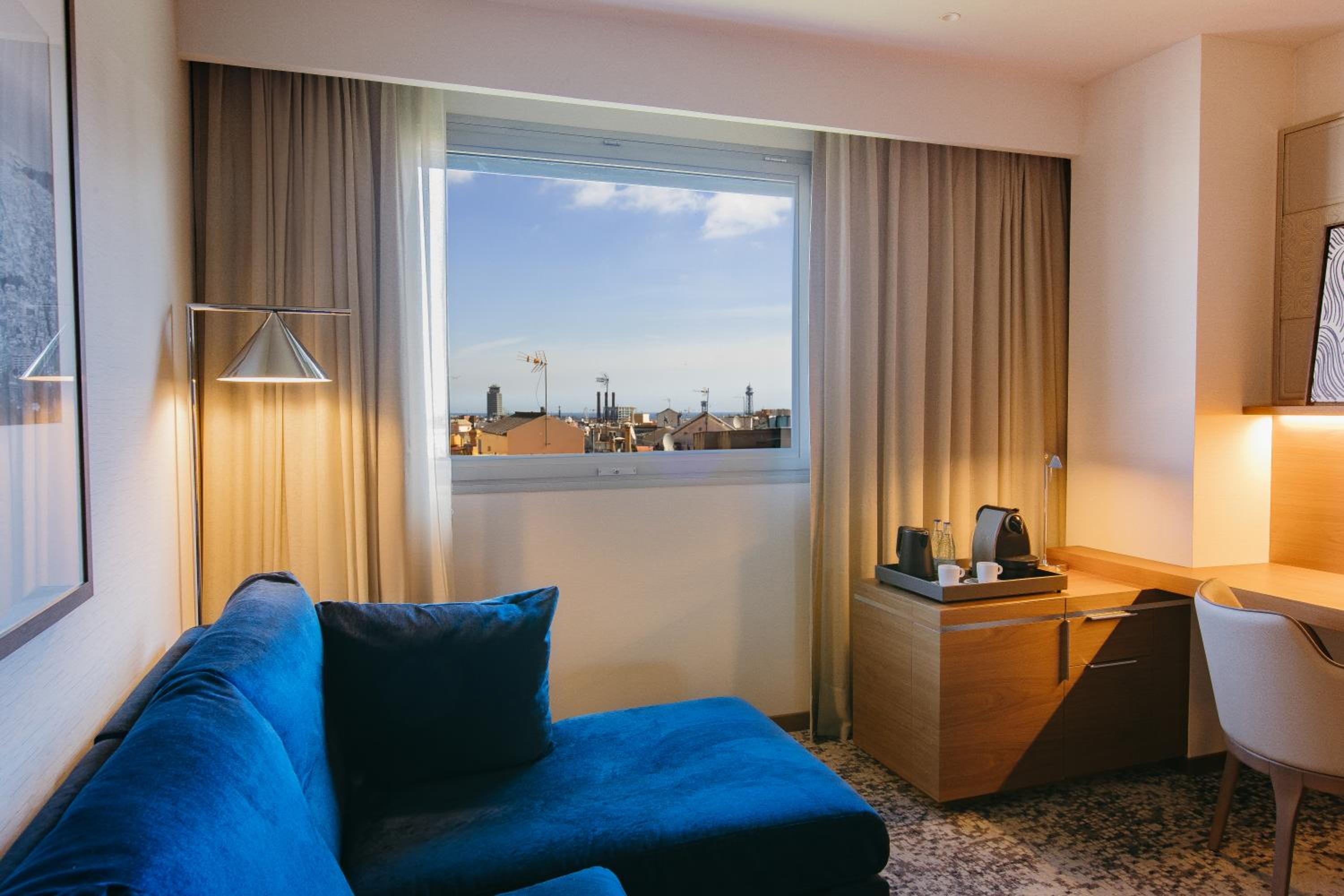 Habitación Doble Clásica con Vista a la Ciudad