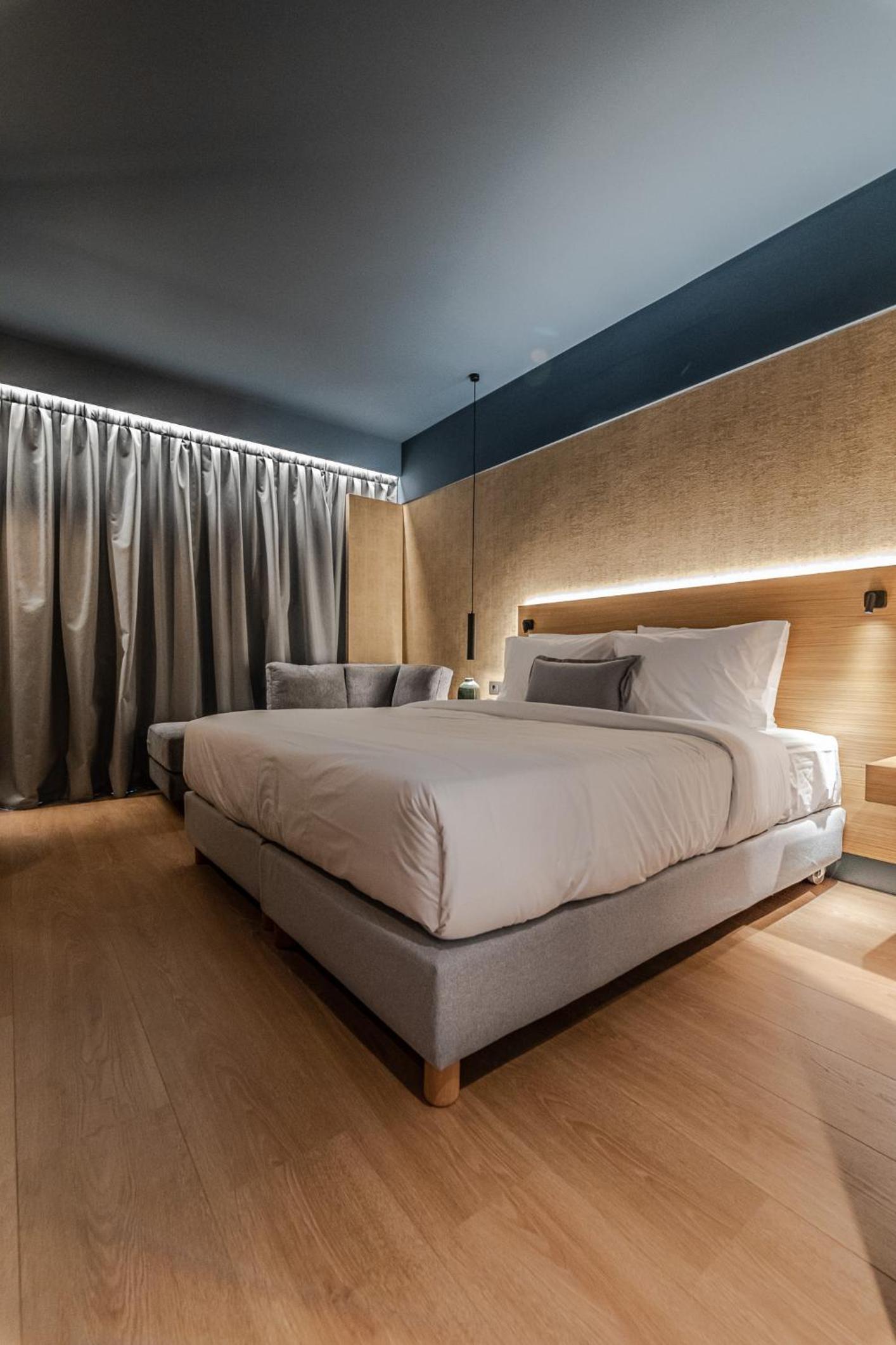 Superior Double or Twin Room with Mountain View - Photo 31