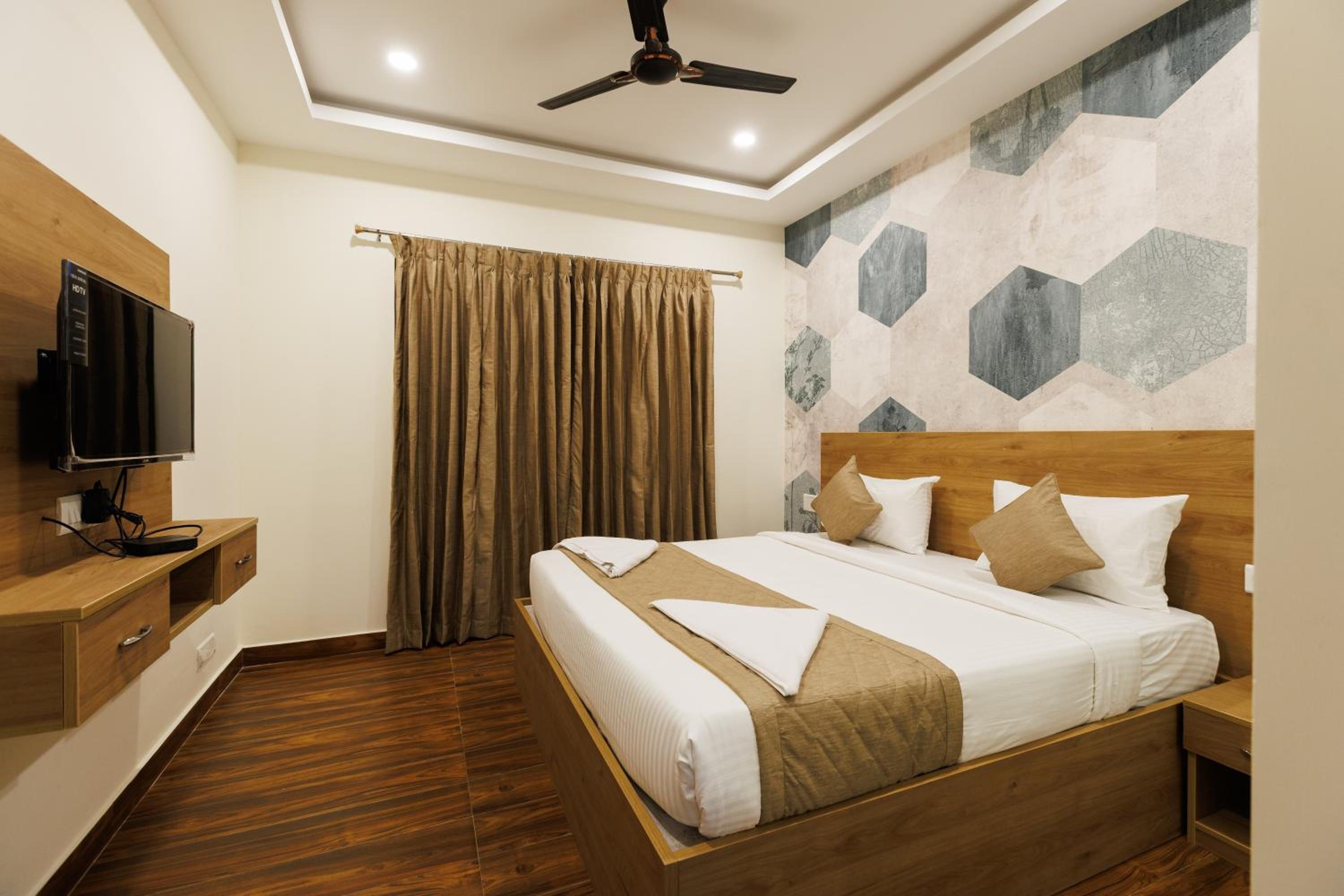 Standard Double Room - Photo 1