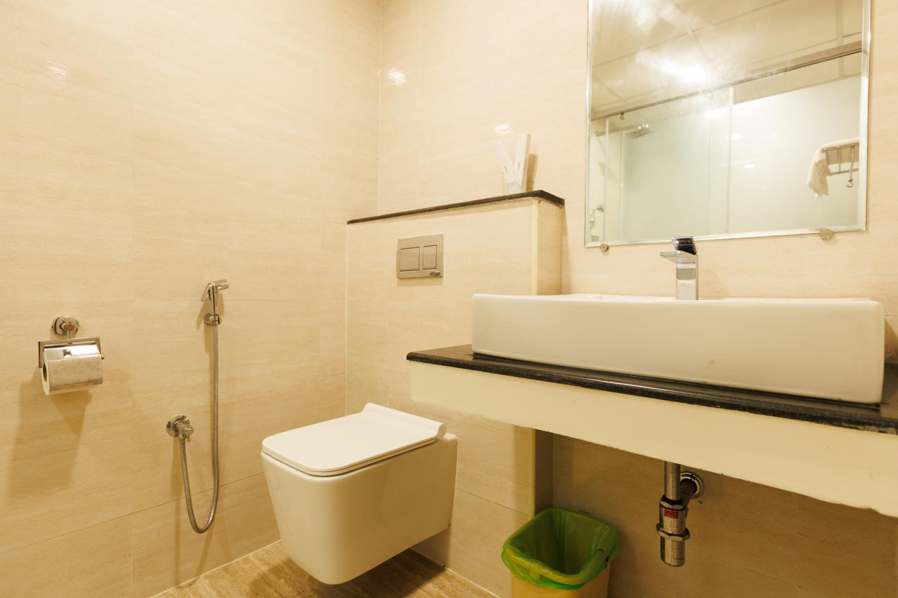 Standard Double Room - Photo 2