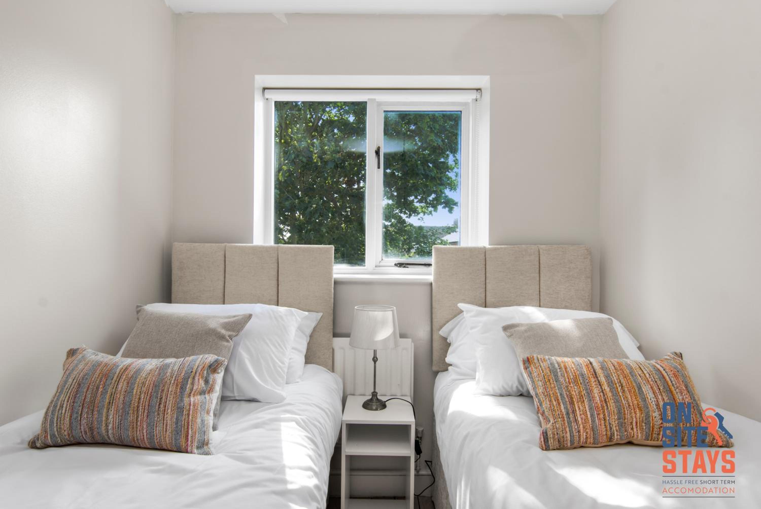 Three-Bedroom House photo 2