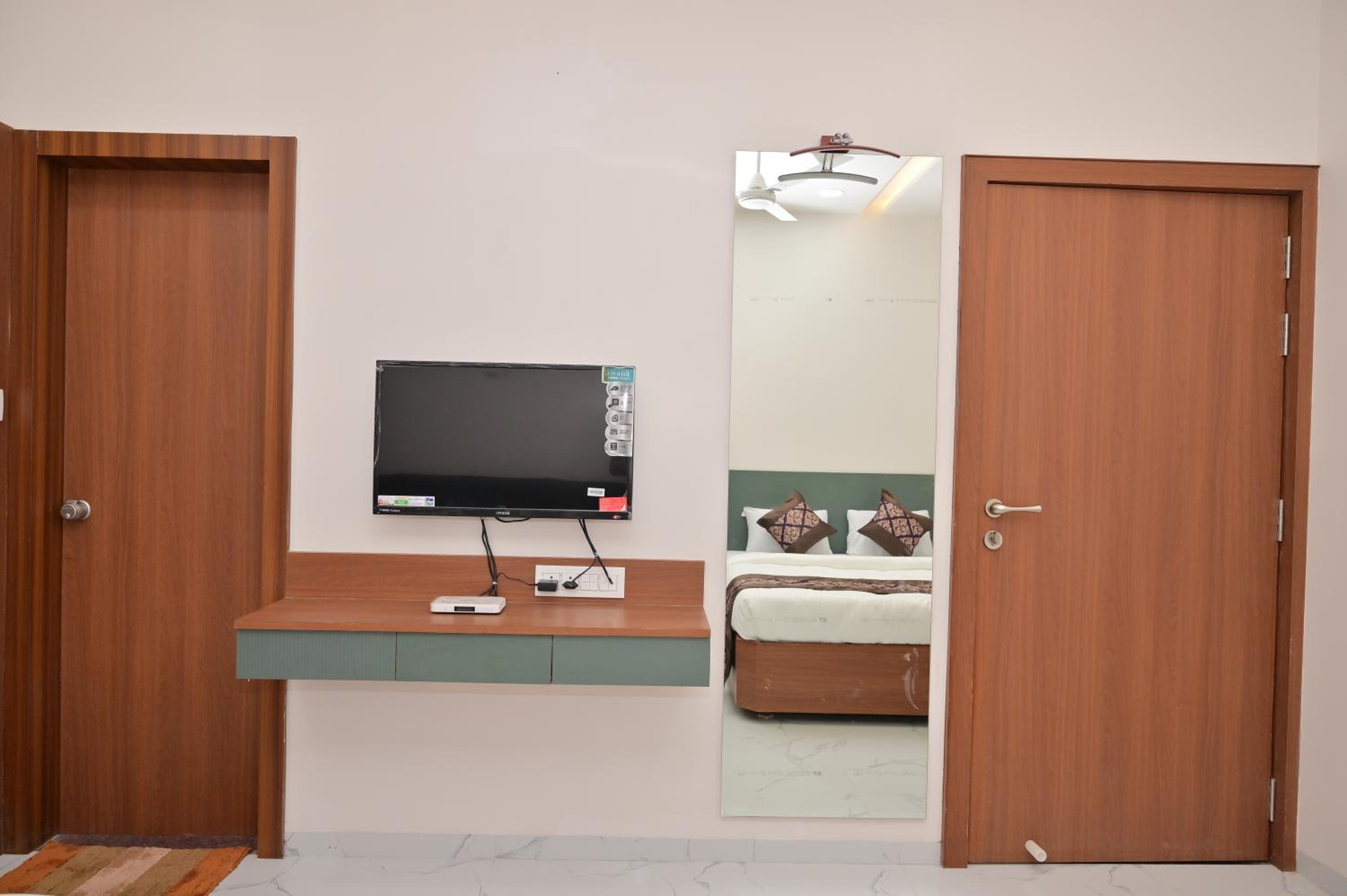 Double Room - Photo 1