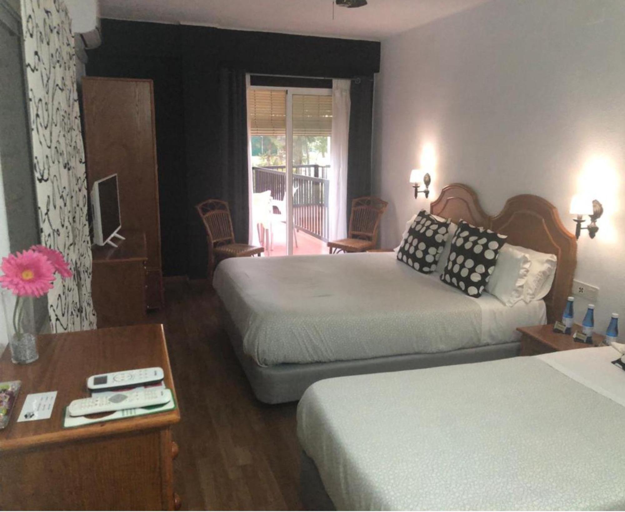 Triple Room - Photo 2