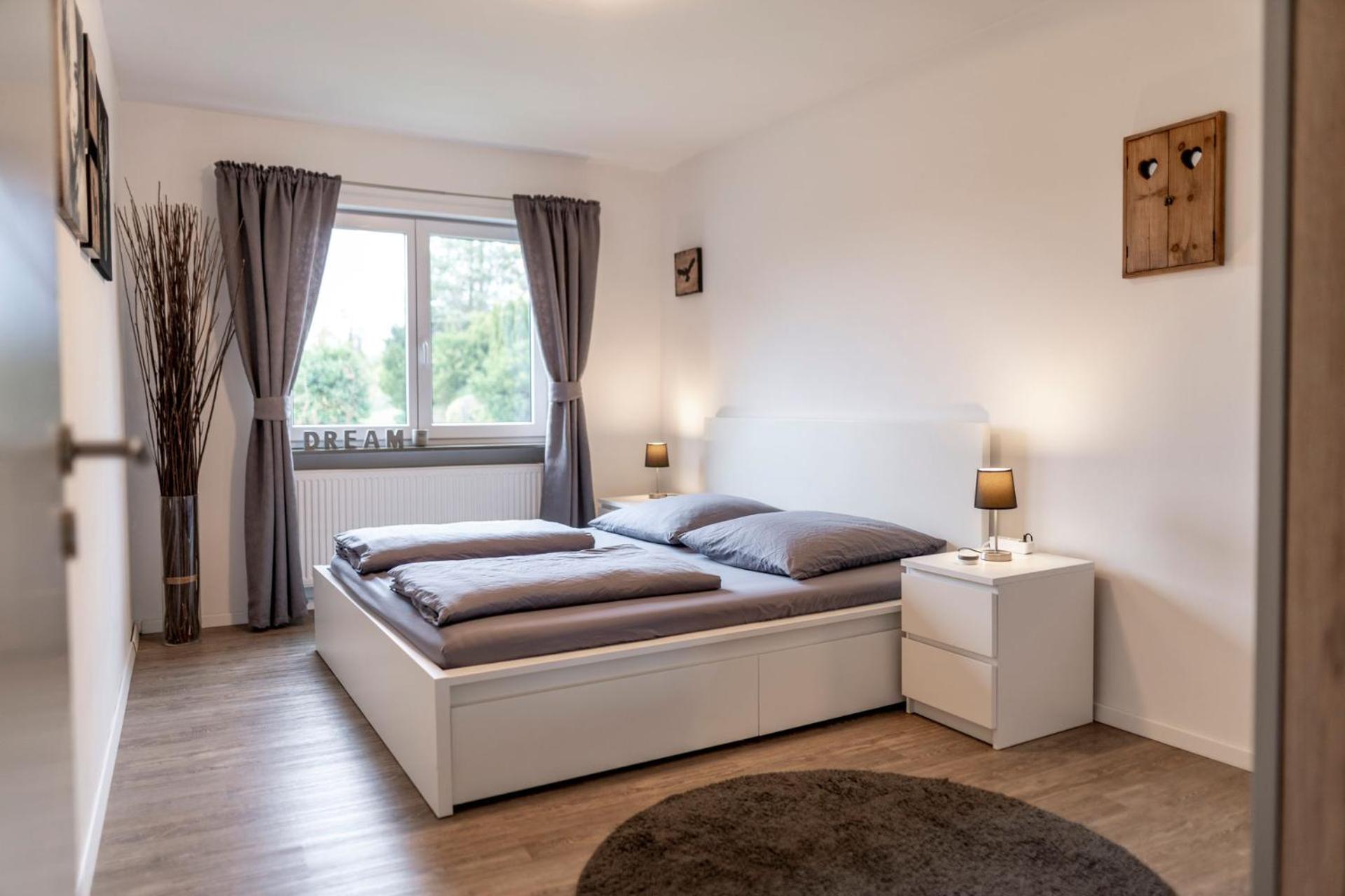 Two-Bedroom Apartment with Balcony photo 2