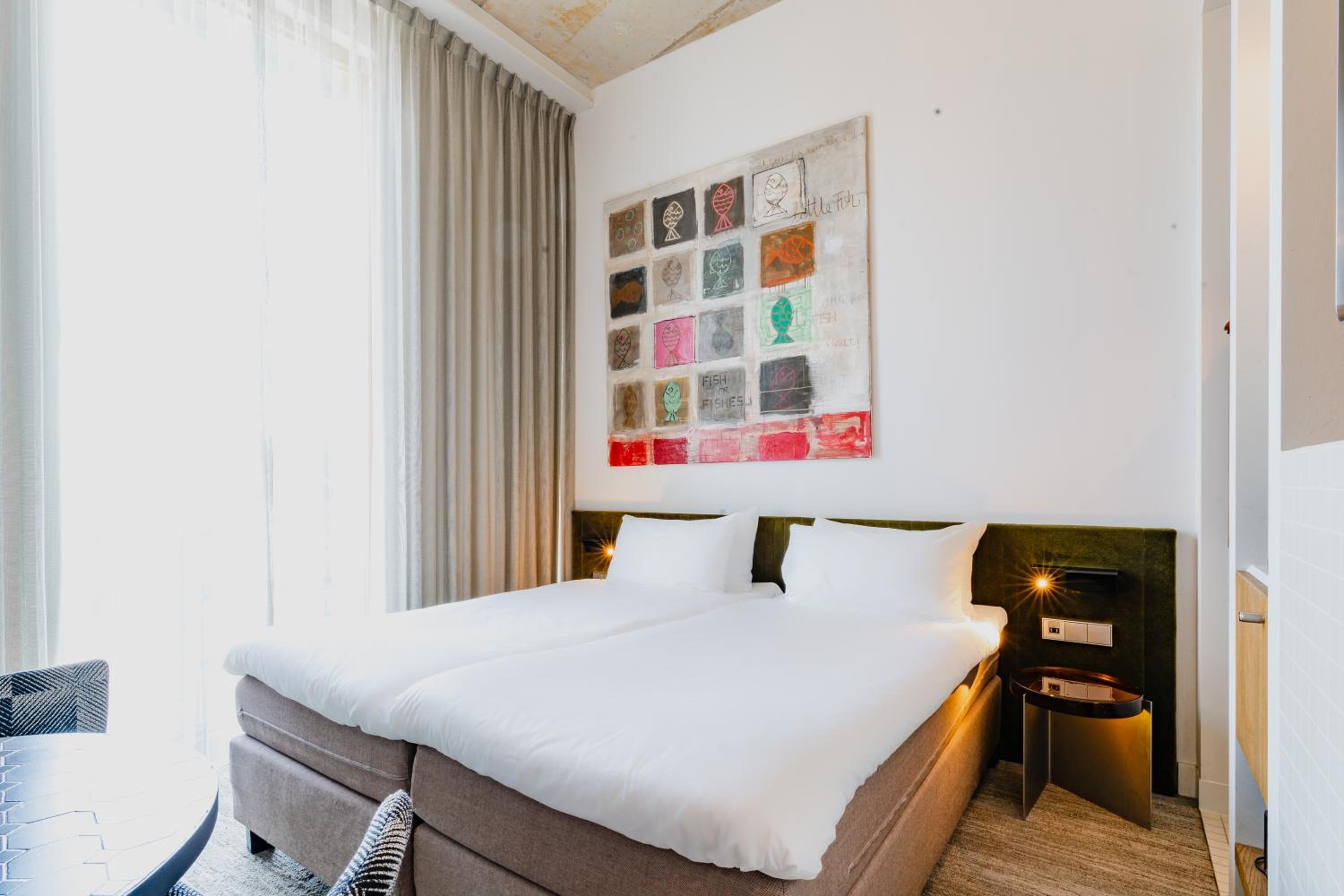 Deluxe Double or Twin Room – Riverfront View thumbnail 5