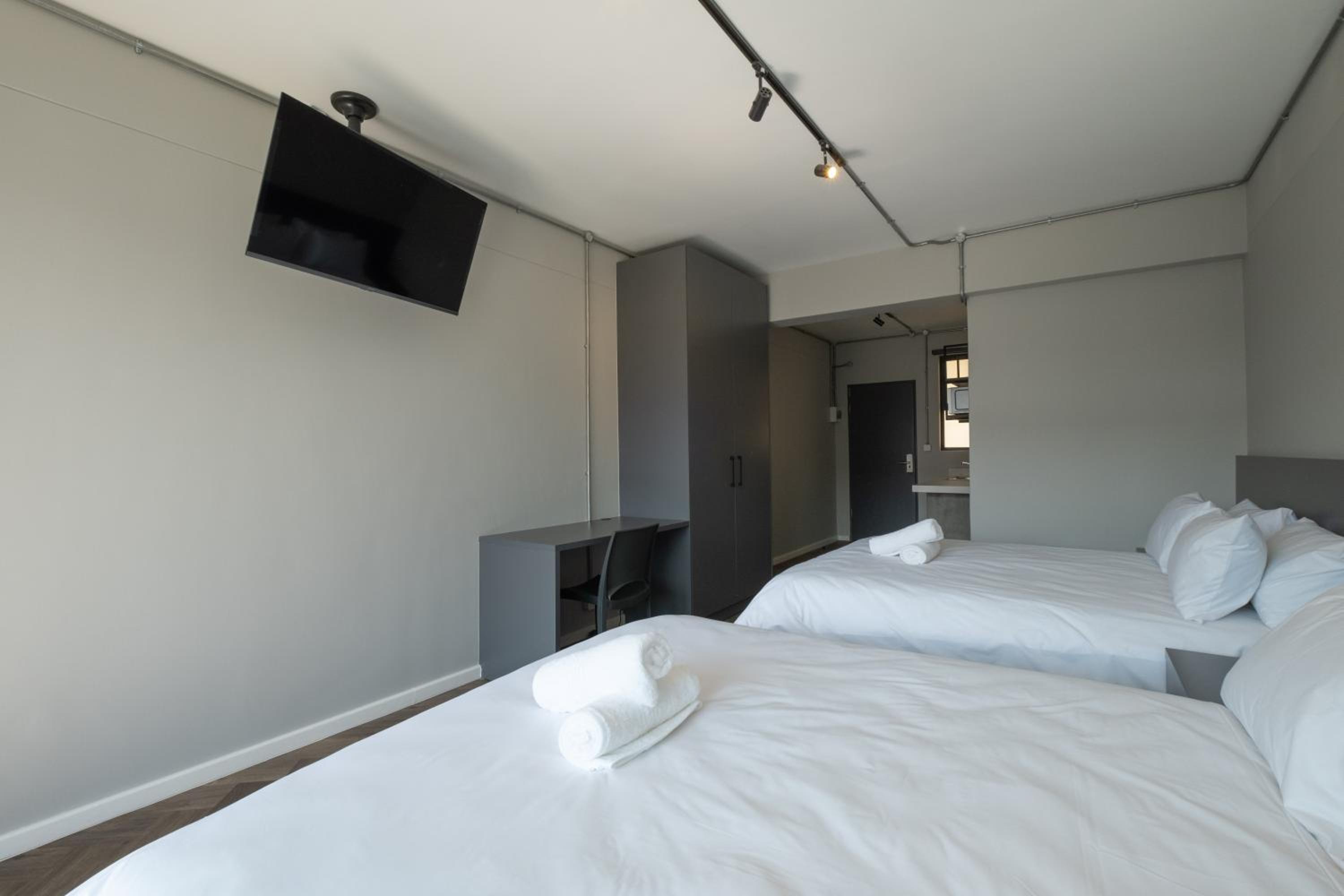 Deluxe Double or Twin Room with Balcony photo 1