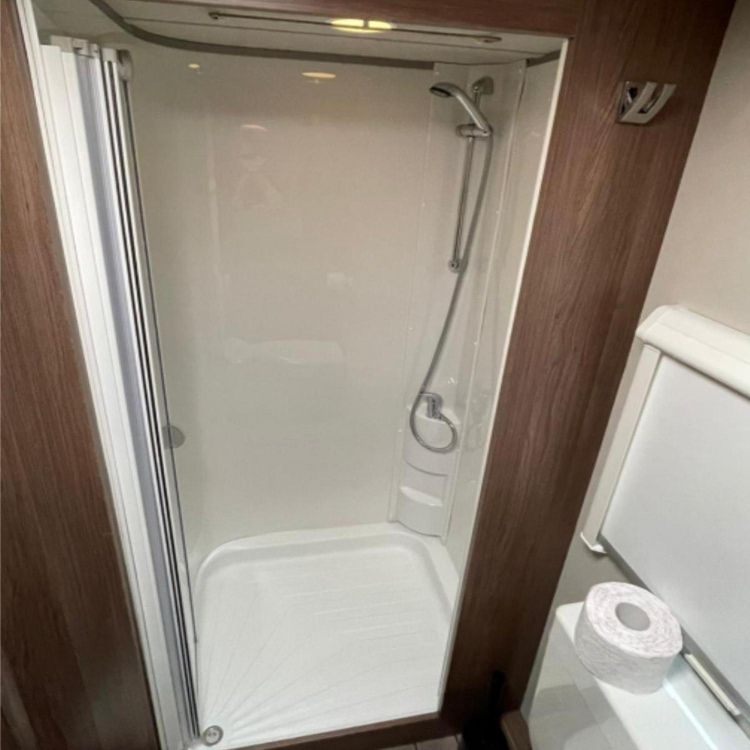 Caravan photo 2