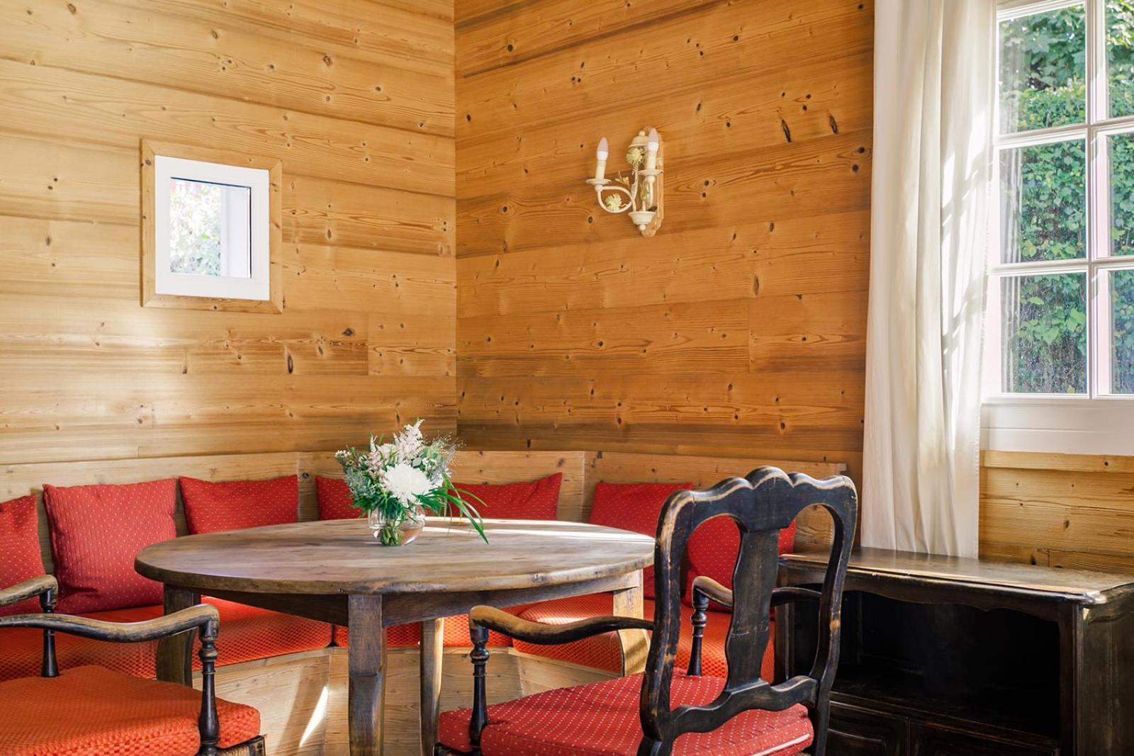 Chalet ( 4-8 People) - Photo 2
