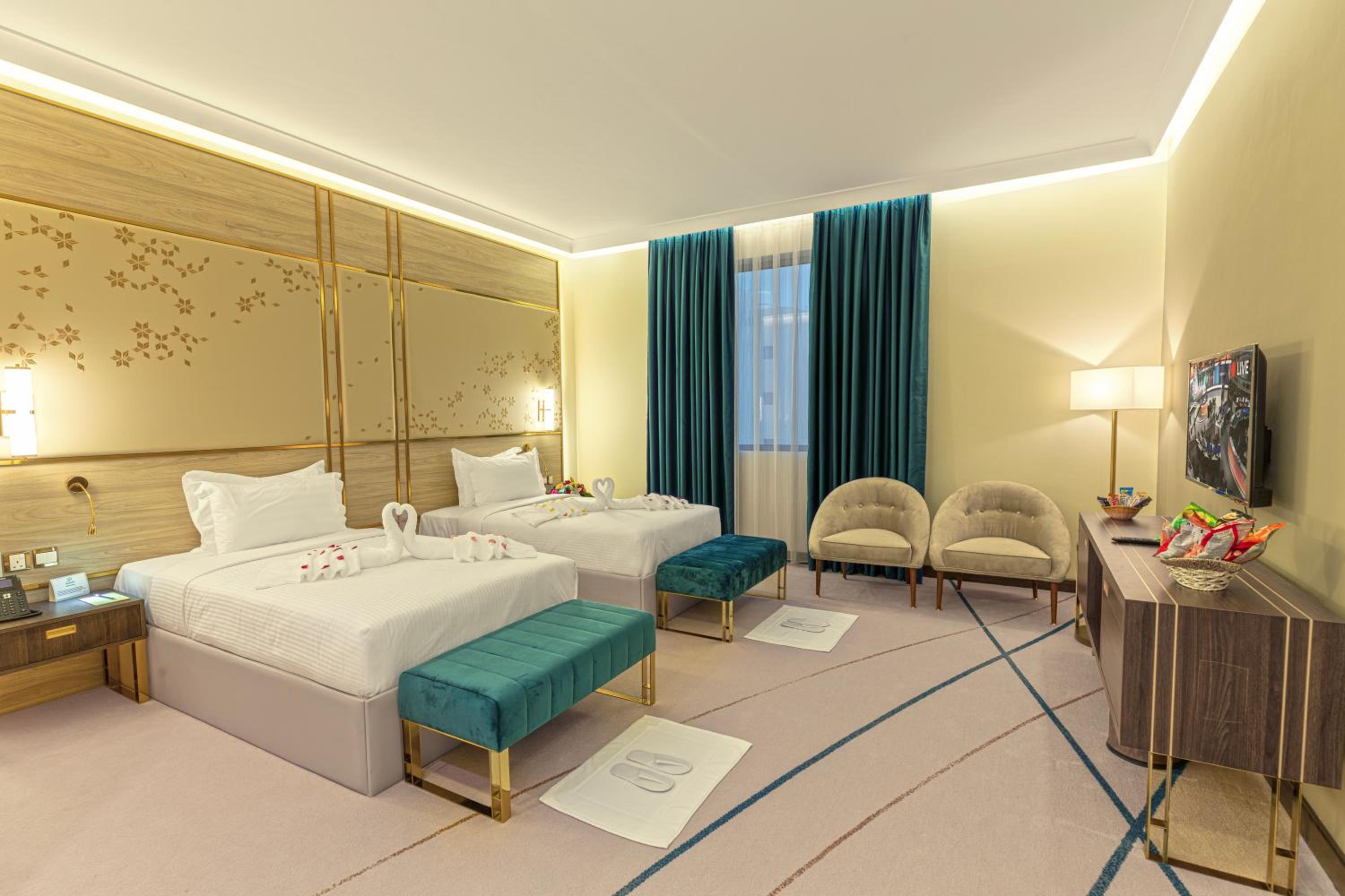 Deluxe Twin Room - Photo 6