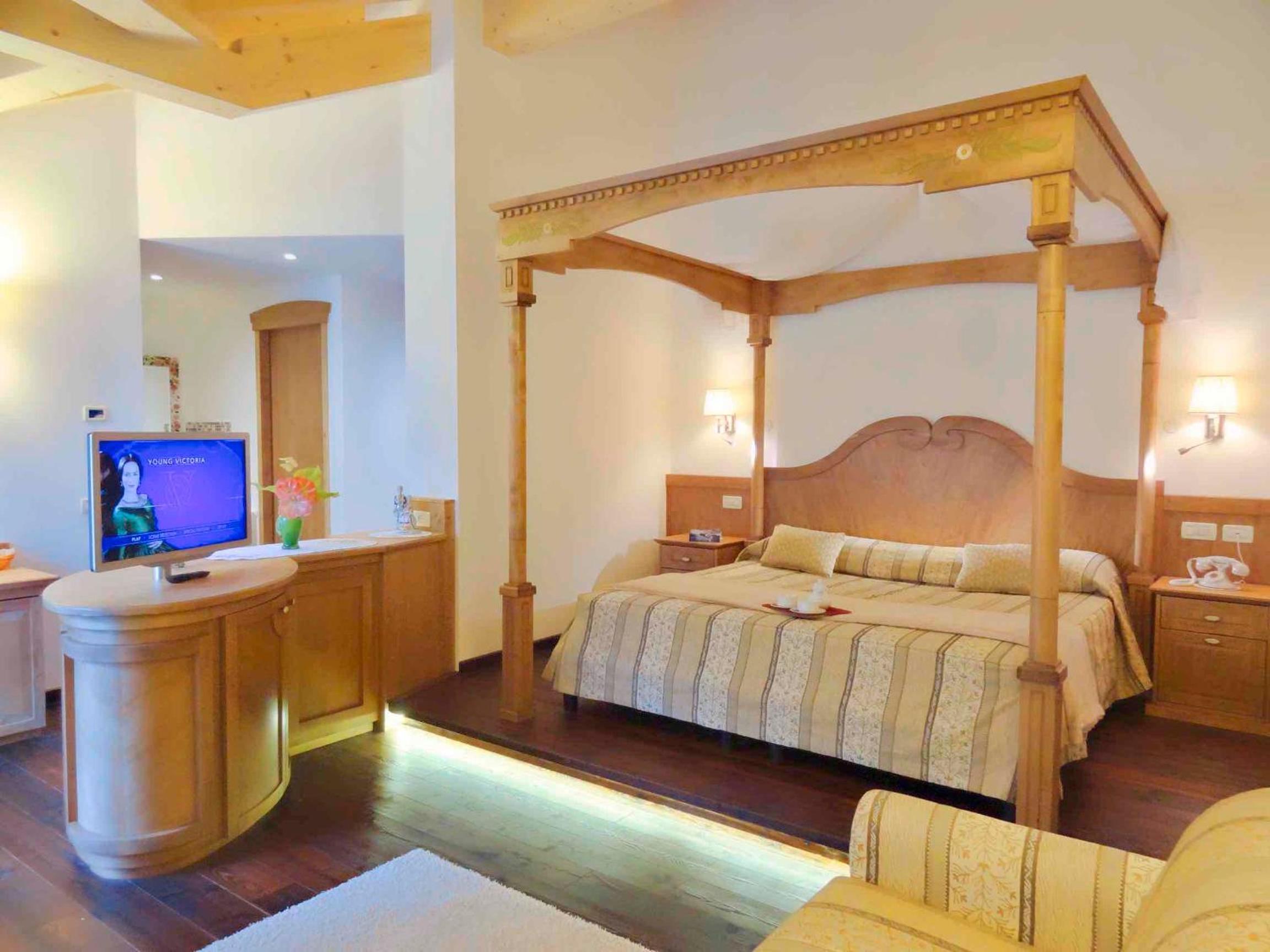 Suite (2 Adults)