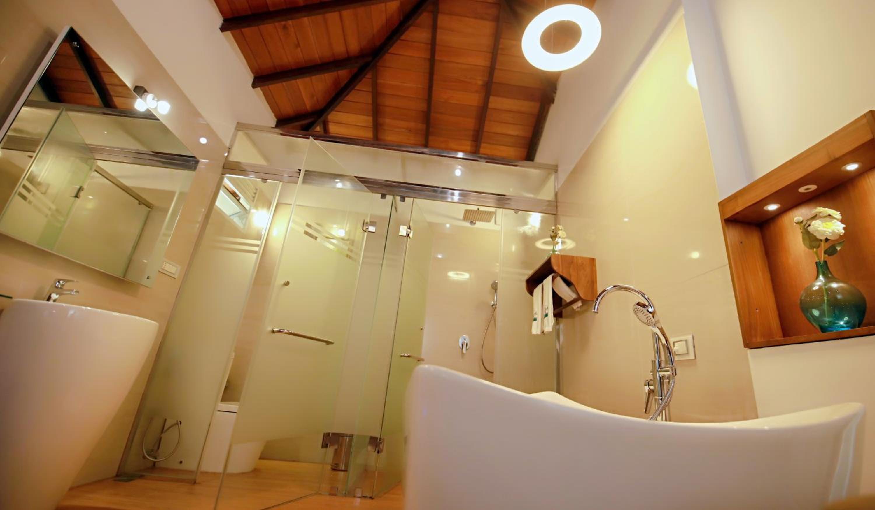Deluxe Suite - Photo 5