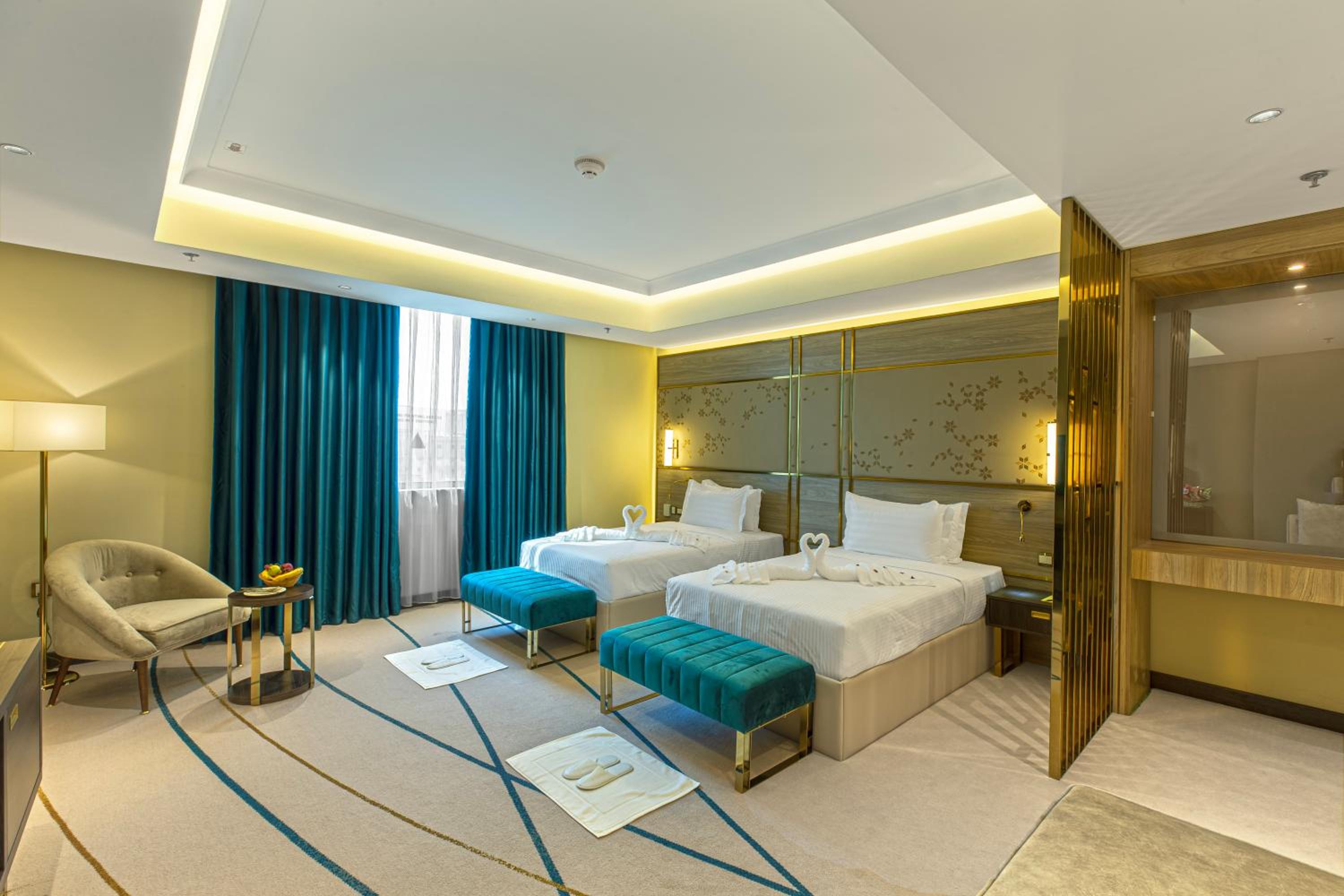 Queen Suite