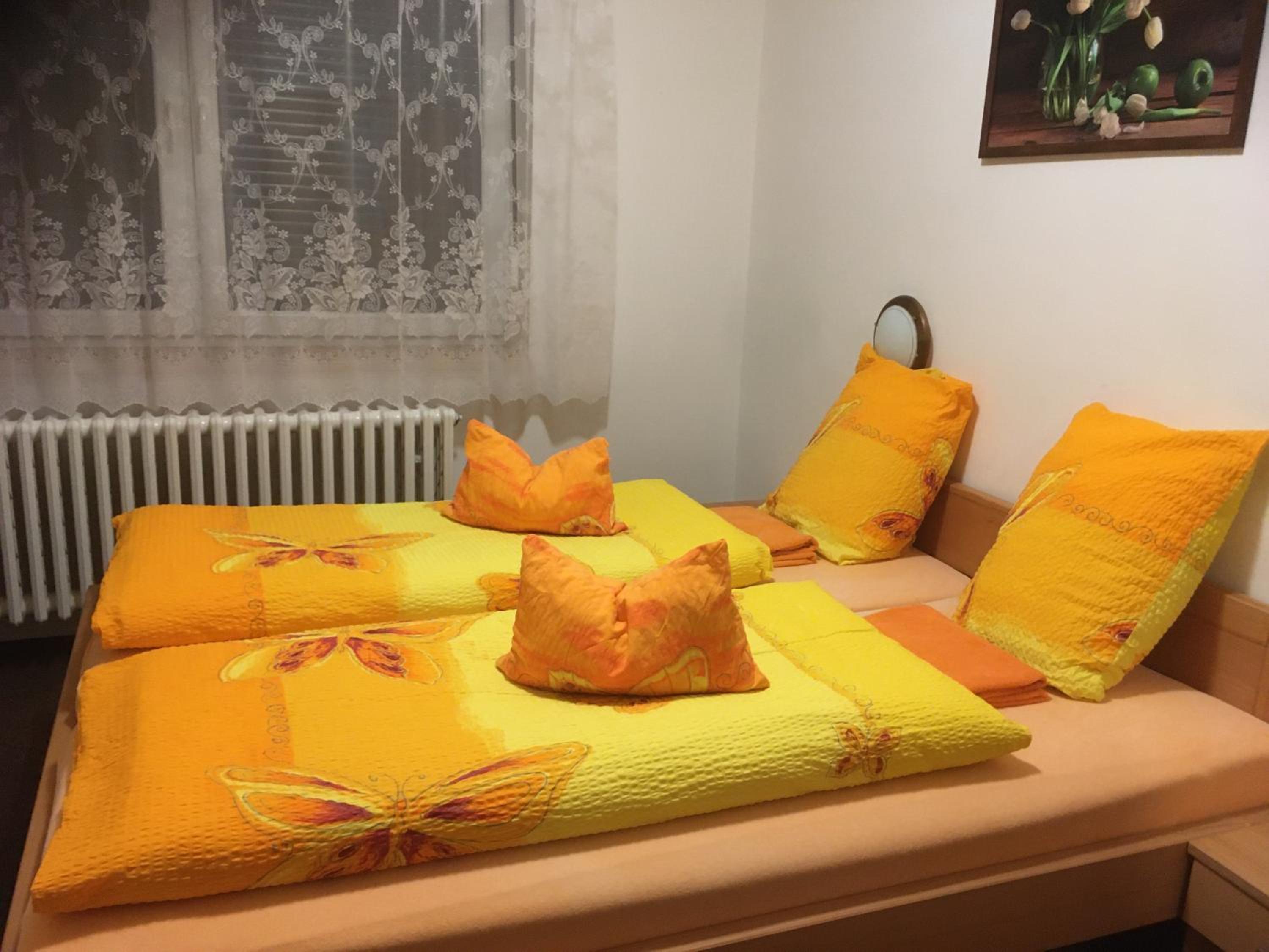 Double Room with Private Bathroom photo 1