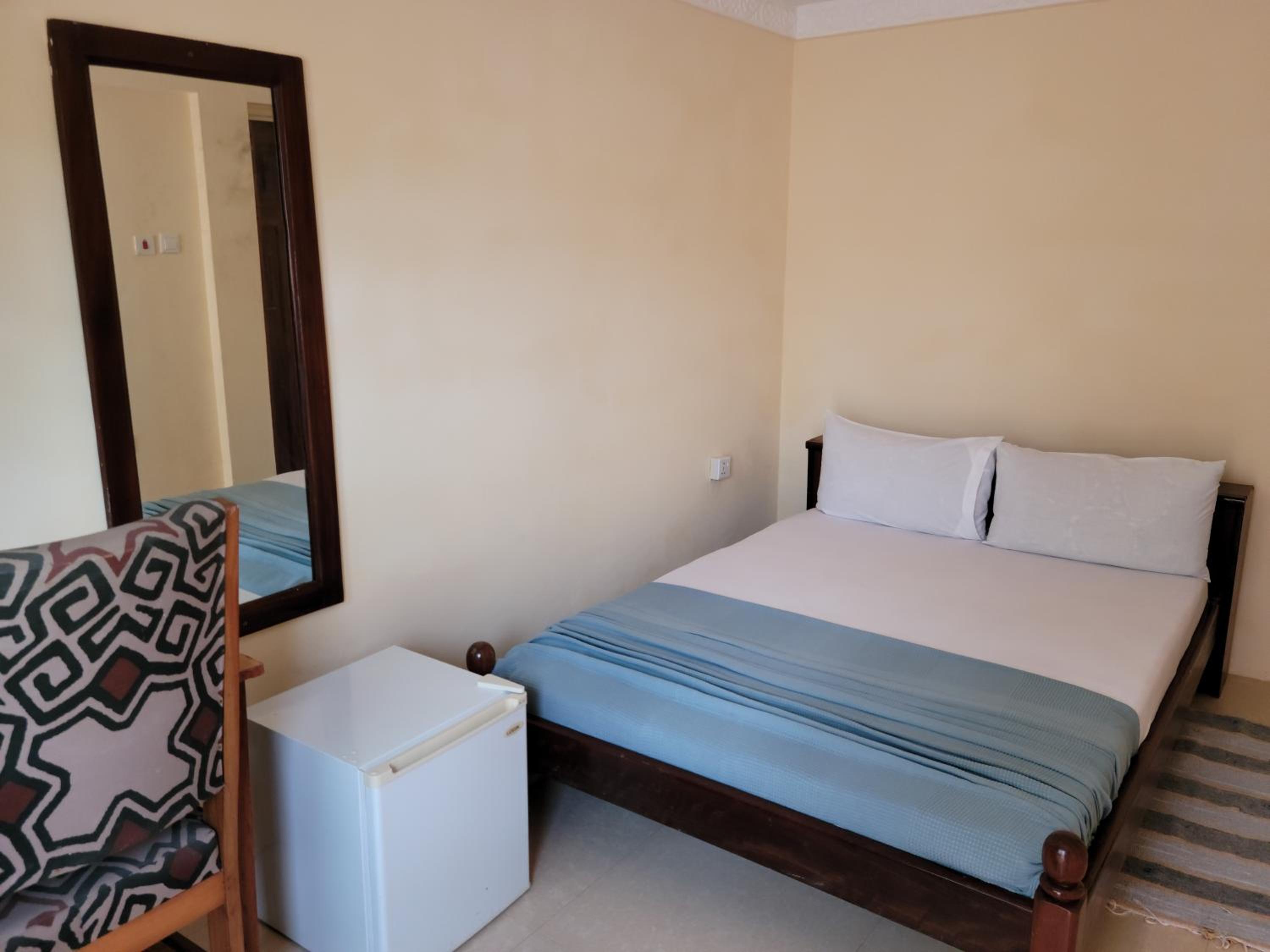 Single Room photo 3