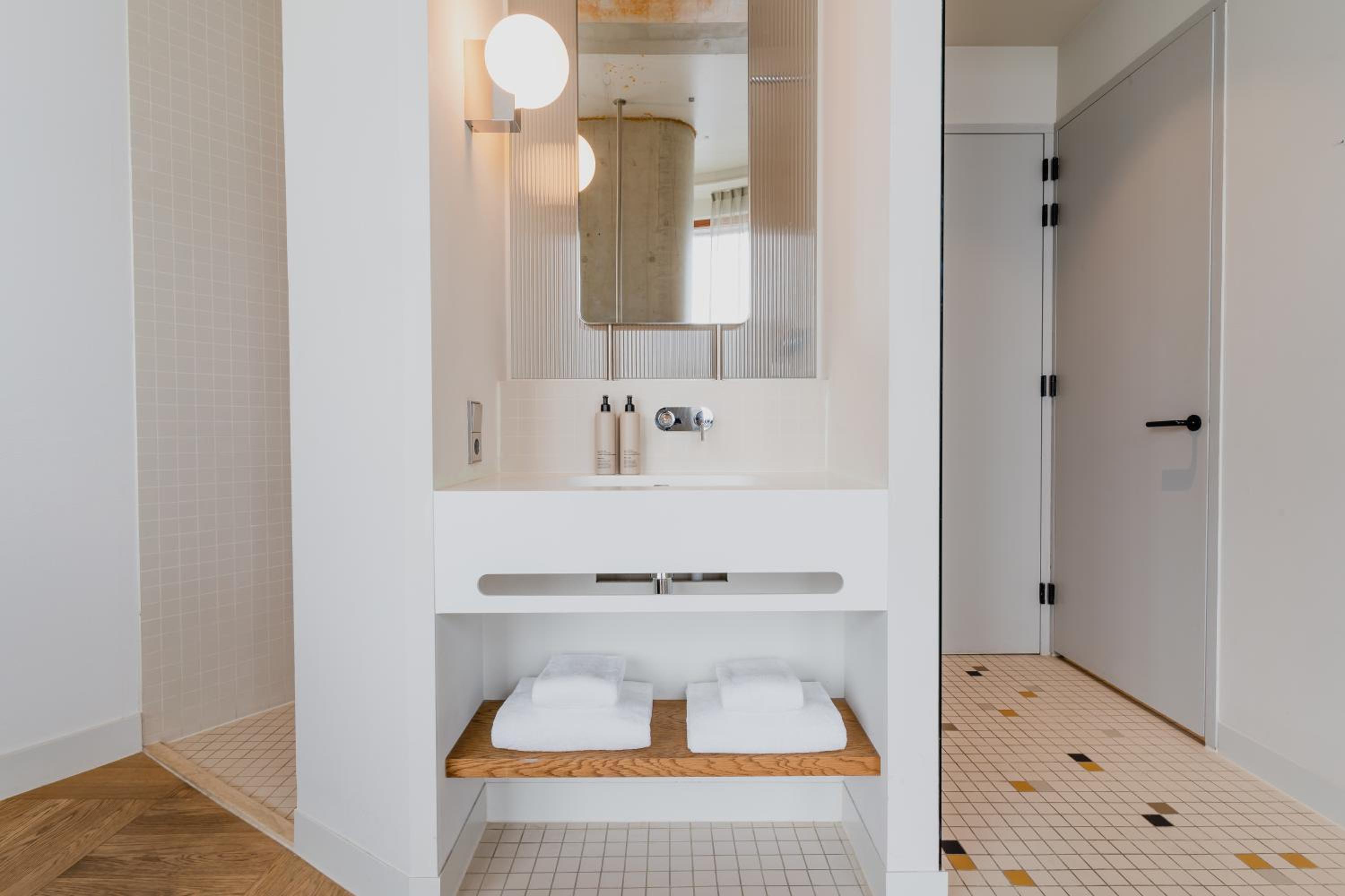 Junior Suite Double or Twin – Riverfront View