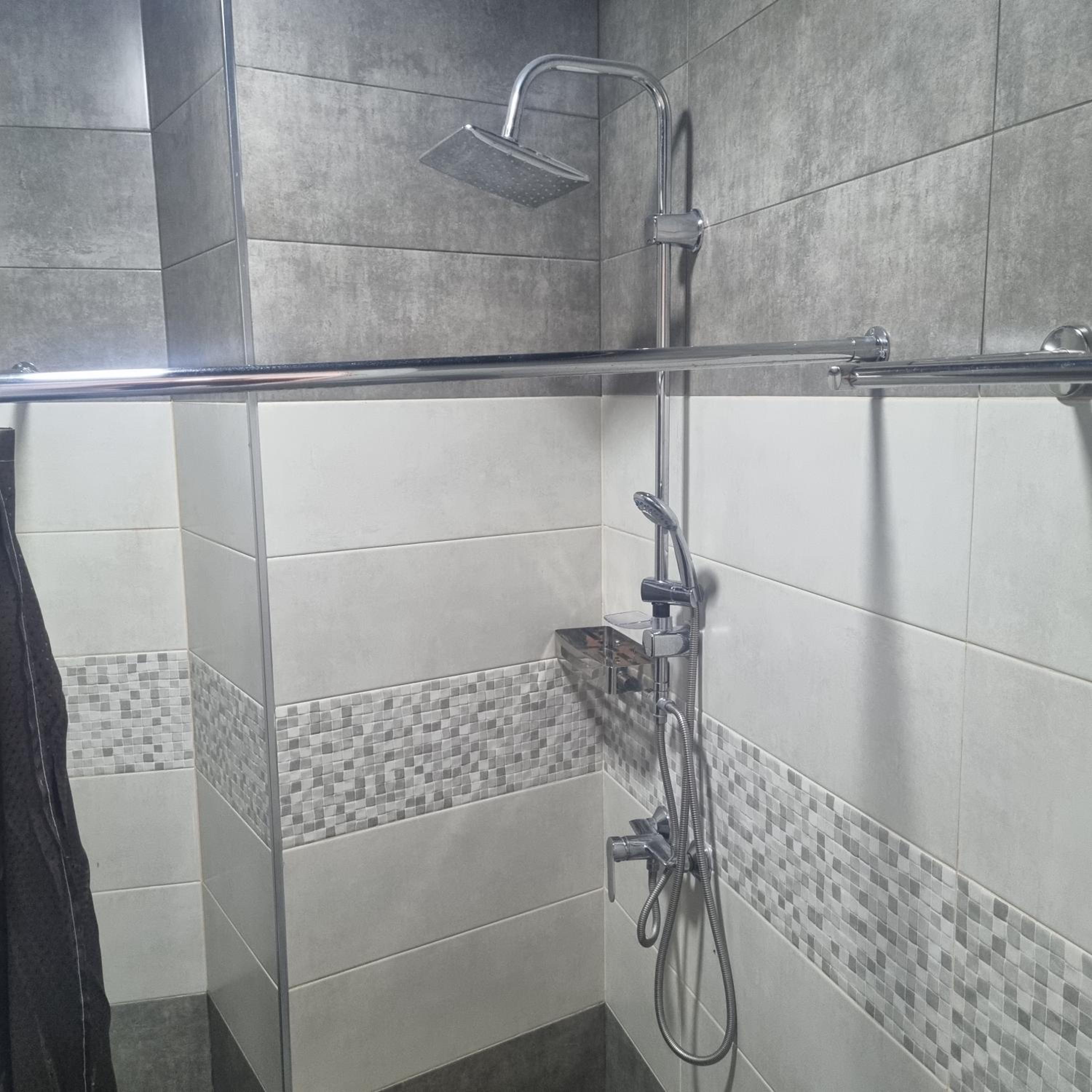 Double Room with Balcony - Photo 25