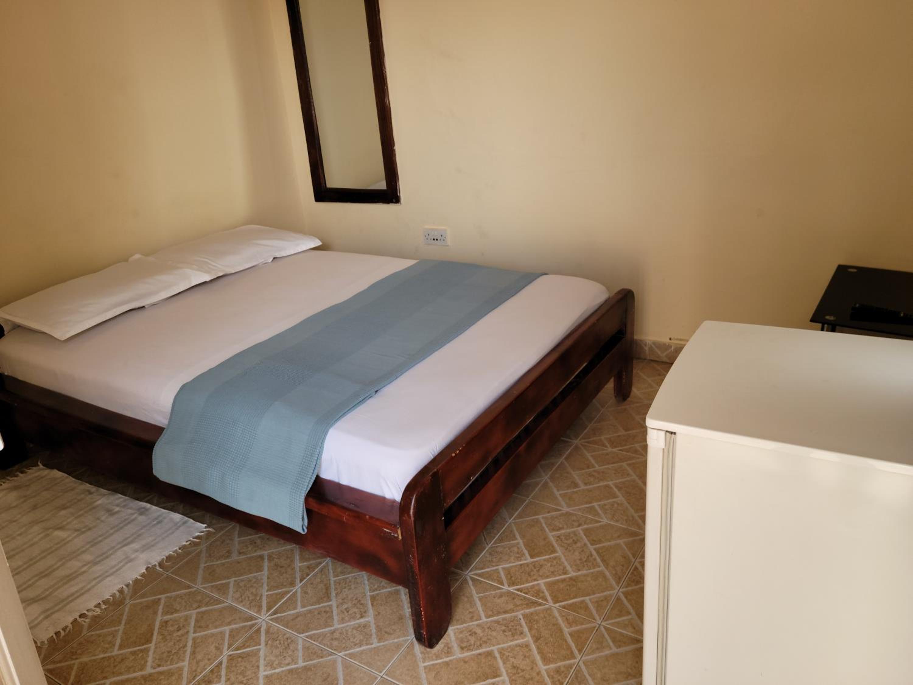 Budget Single Room photo 2