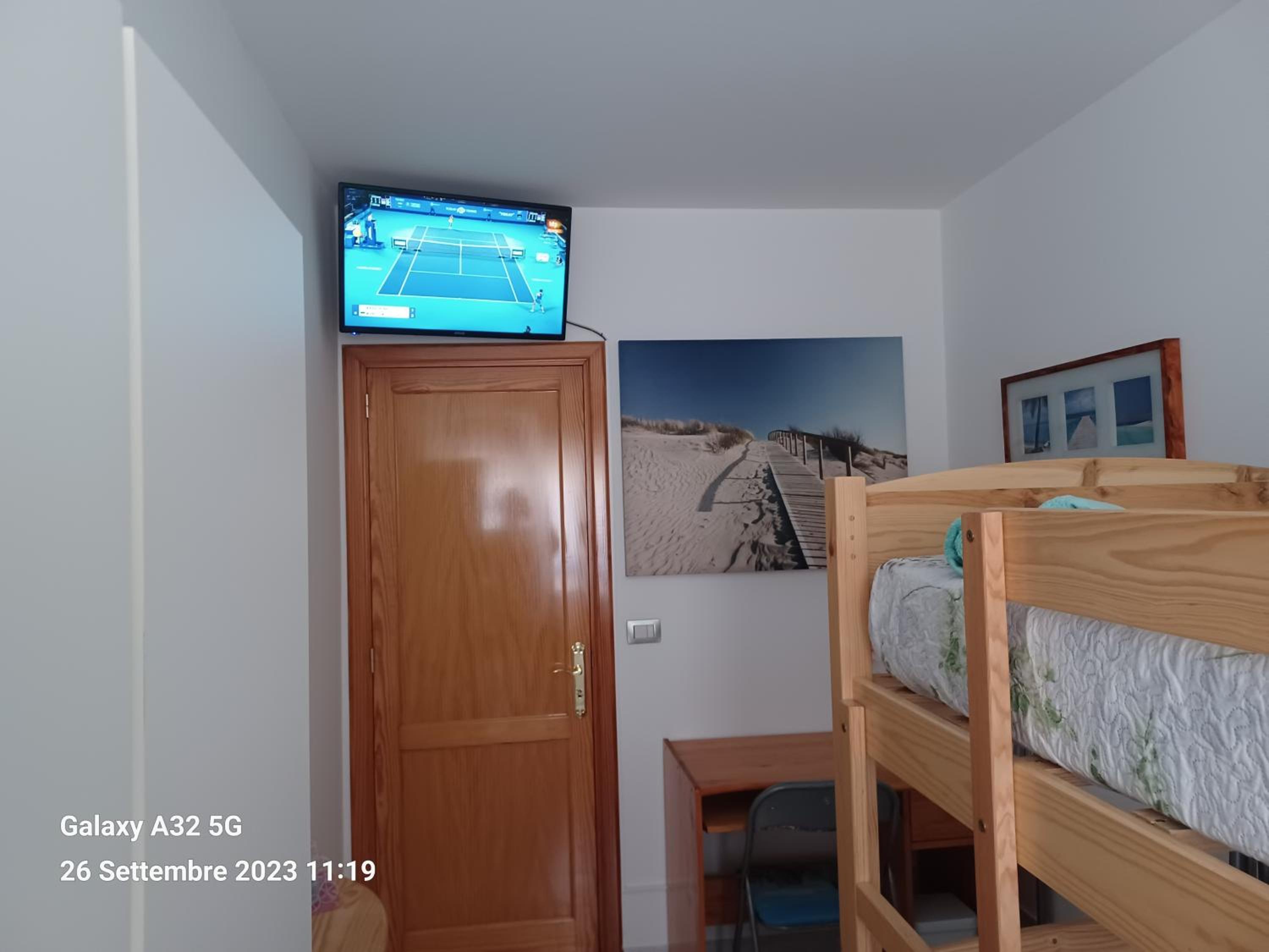Habitación Estándar con Dos Camas y Baño Compartido