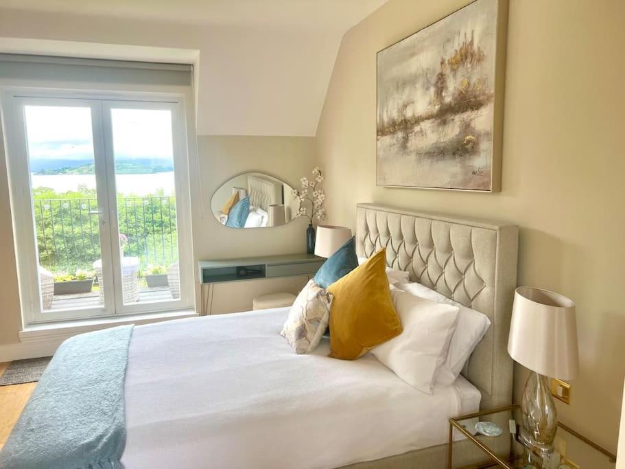Apartment with Lake View photo 1