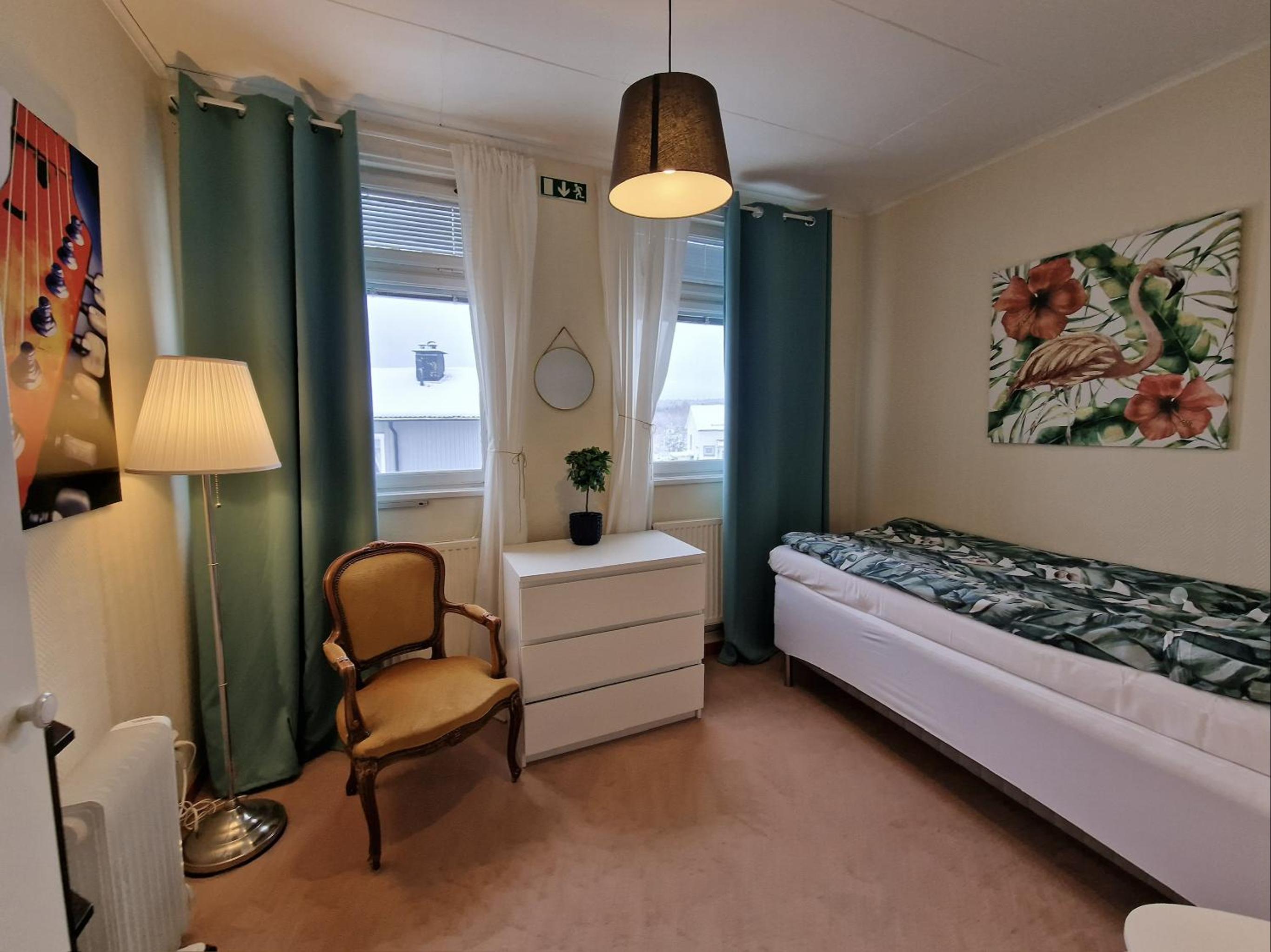 Single Room with Private Bathroom