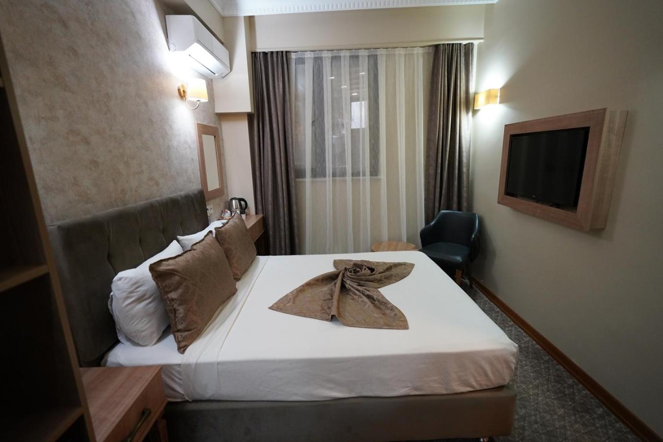 Economy Double or Twin room-Basement Floor photo 3