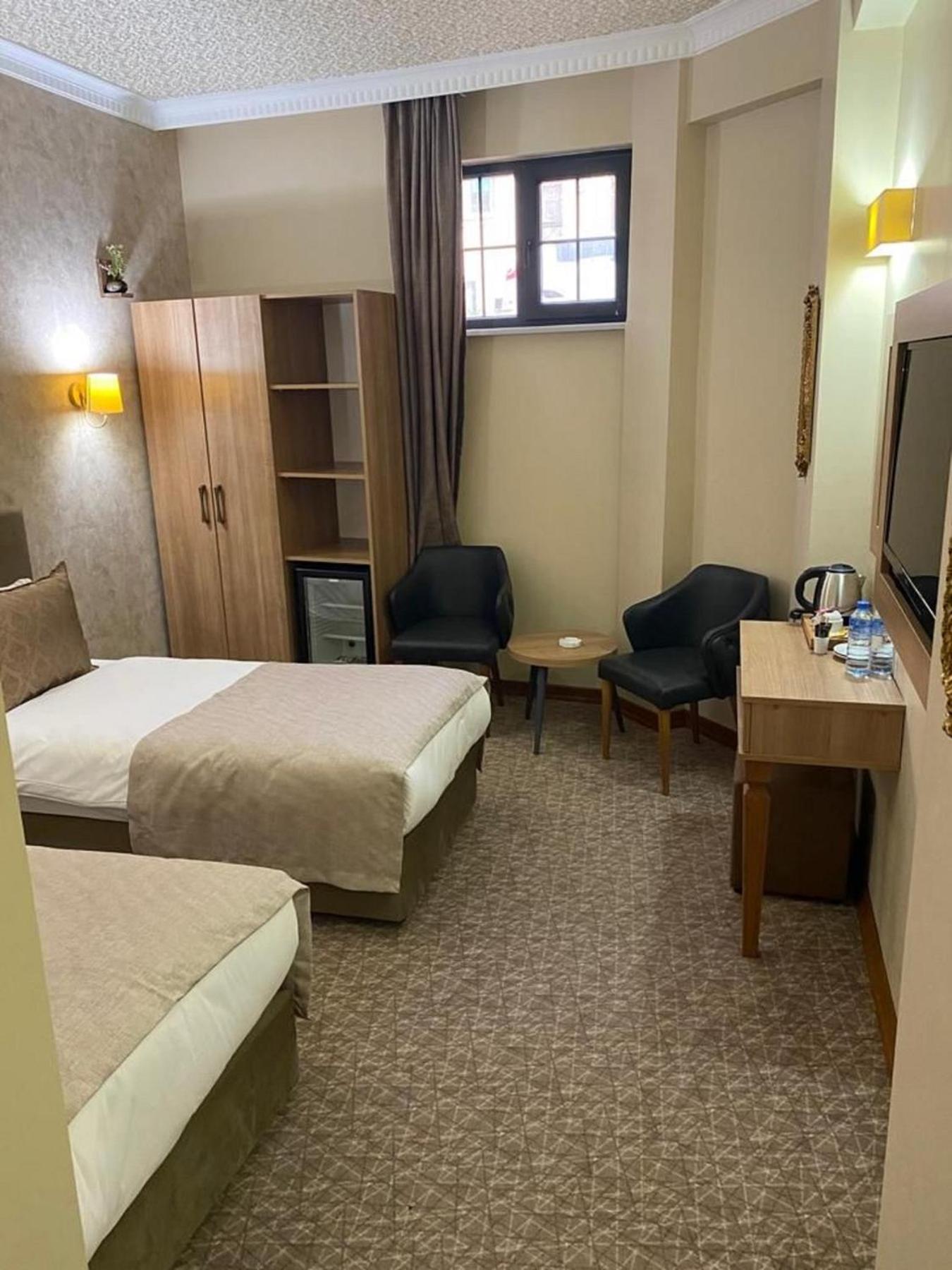 Economy Double or Twin room-Basement Floor photo 2