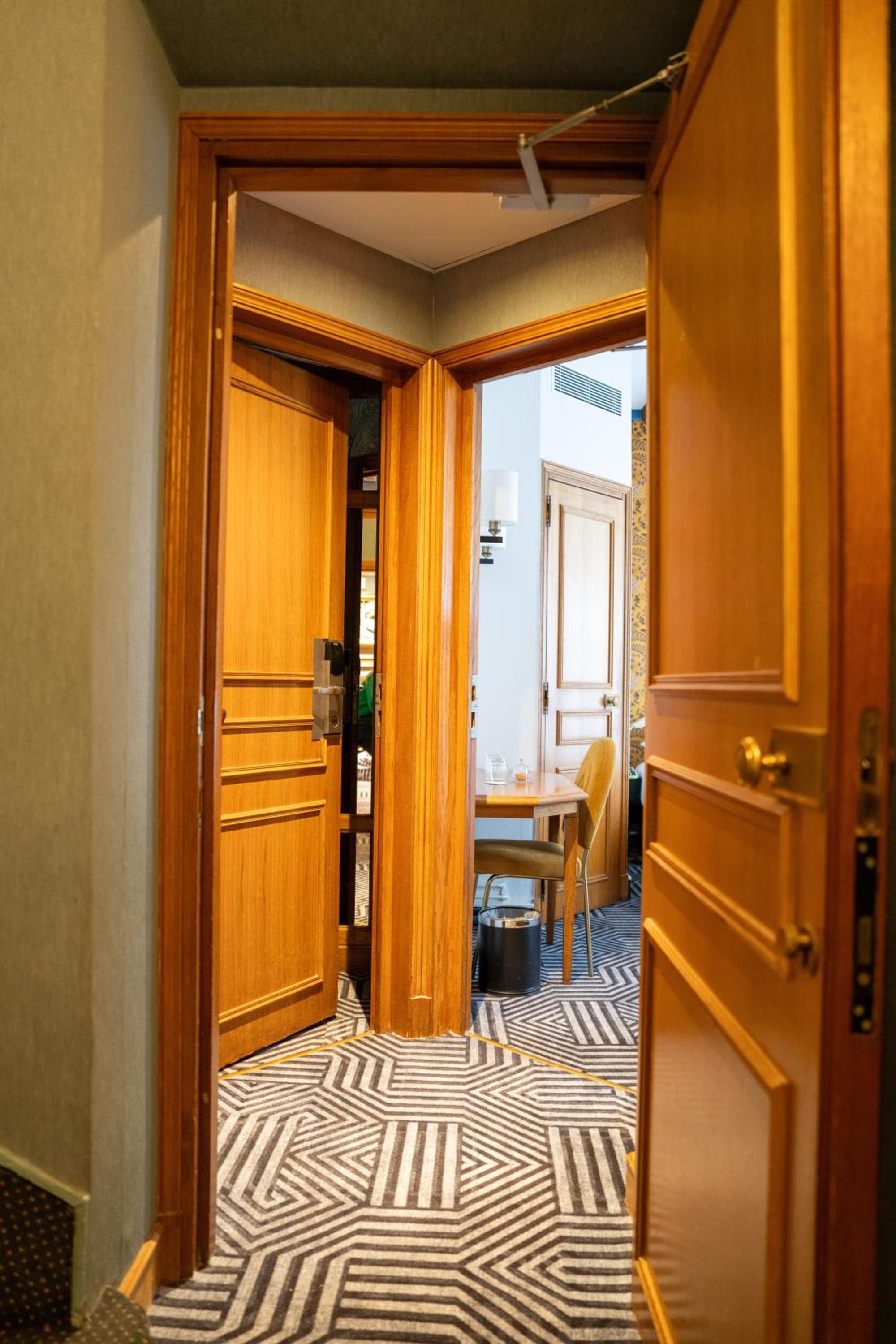 Two Double Adjoining Rooms photo 2