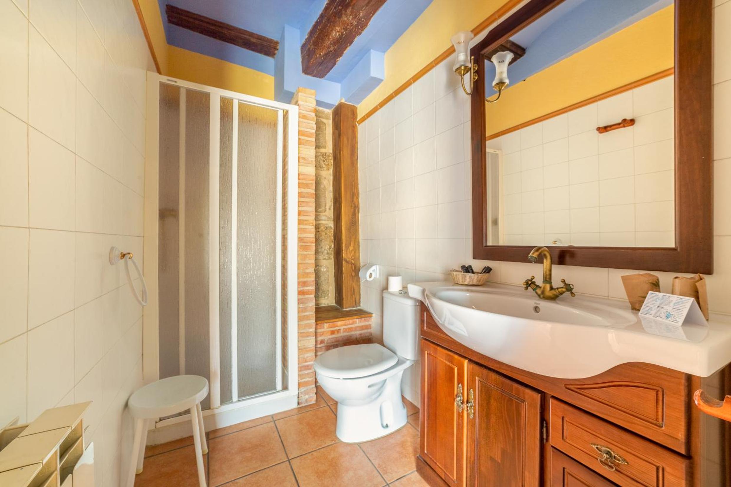 Double Room With Small Double Bed photo 3