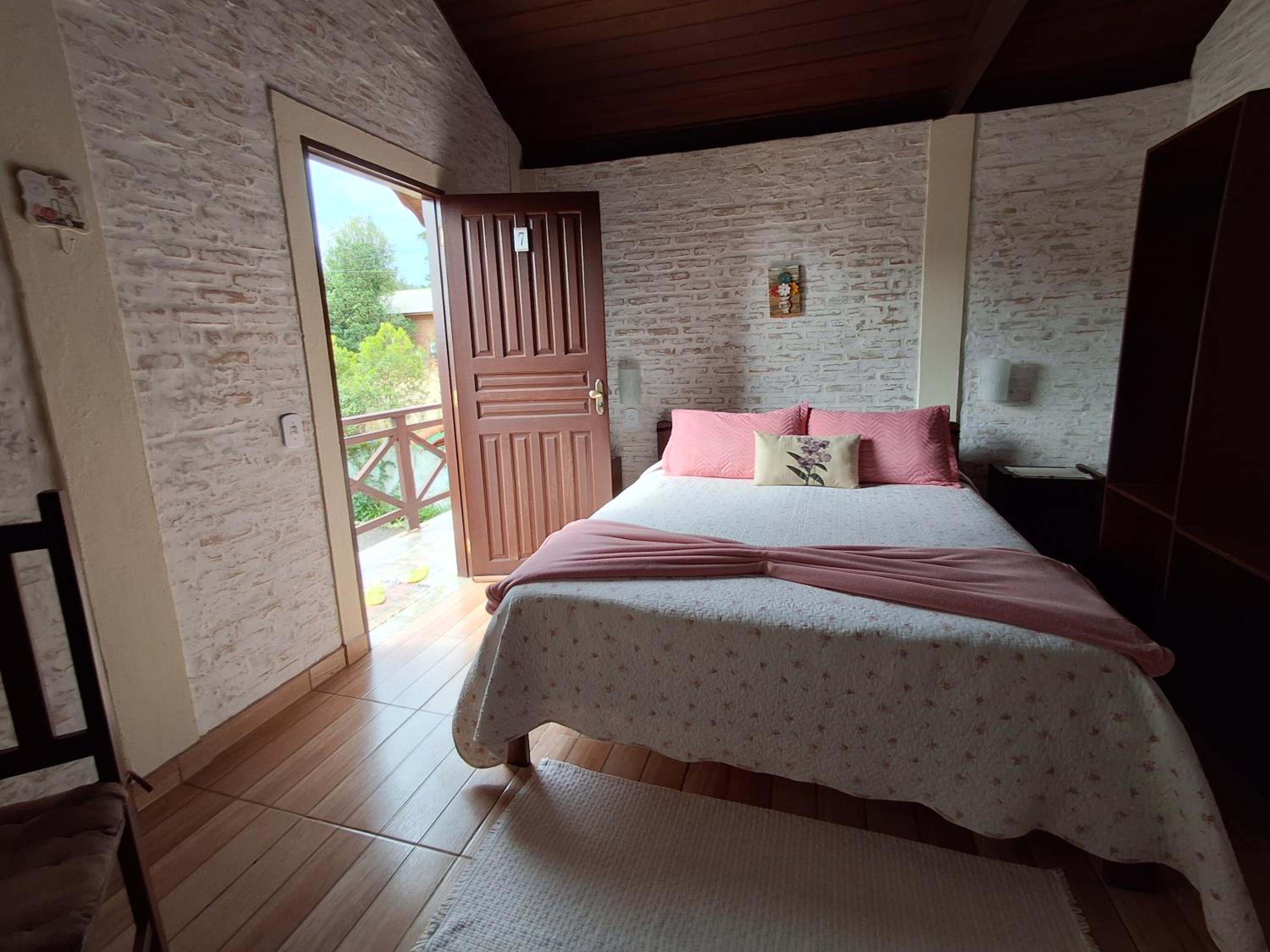 One-Bedroom Apartment with Spa Bath photo 3