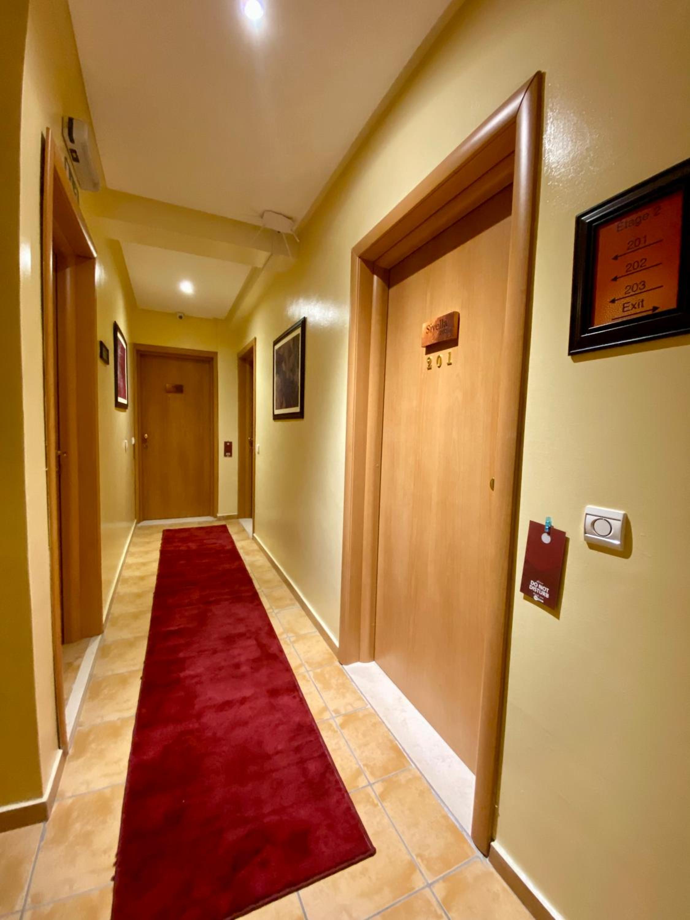 Deluxe Apartment - Photo 10
